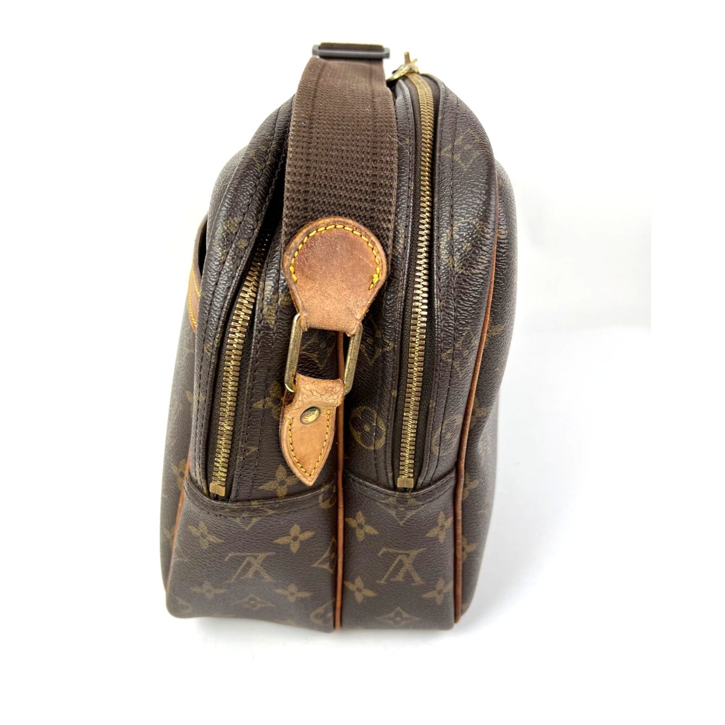 
                  
                    Louis Vuitton Reporter GM Monogram Crossbody Messenger Travel Bag
                  
                