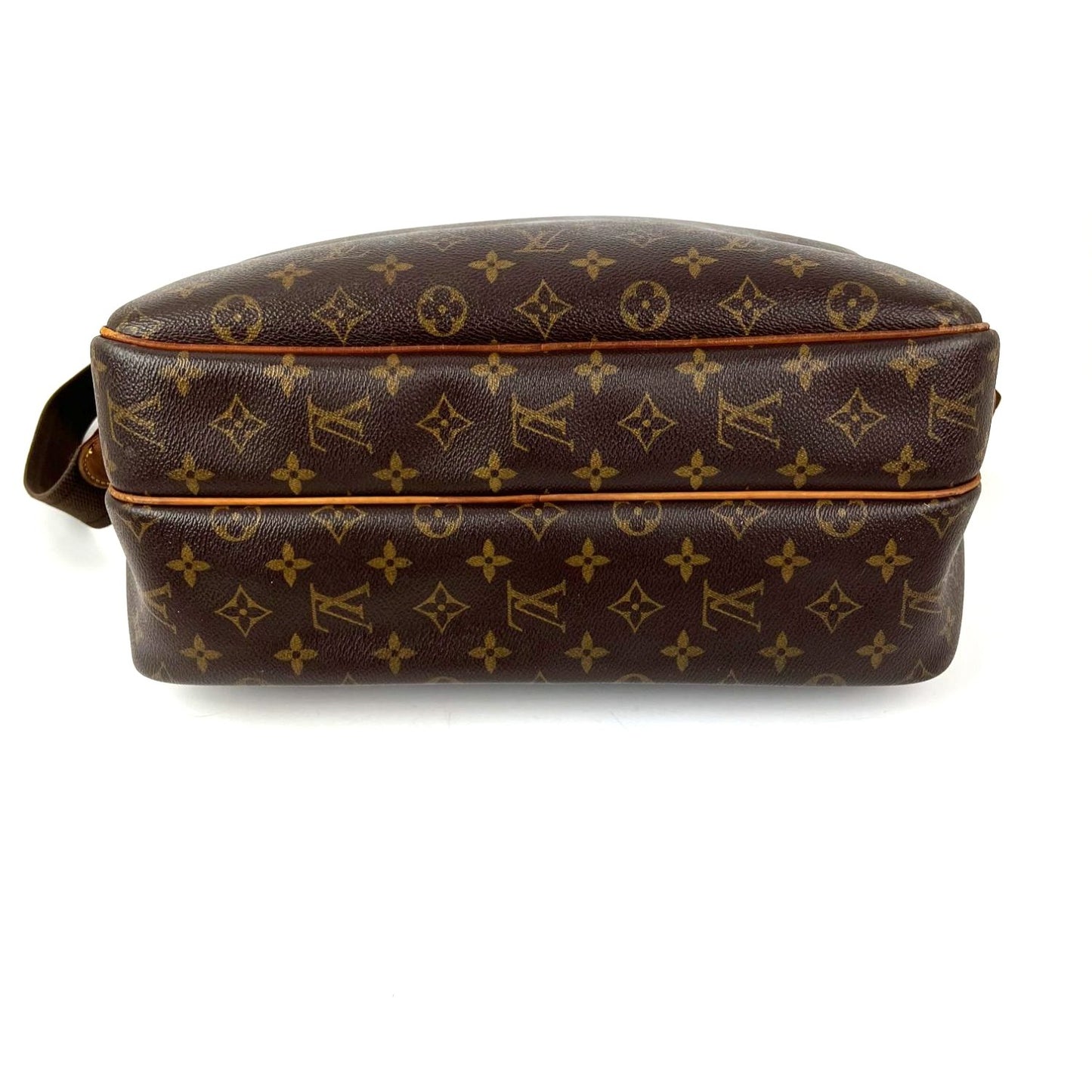 
                  
                    Louis Vuitton Reporter GM Monogram Crossbody Messenger Travel Bag
                  
                