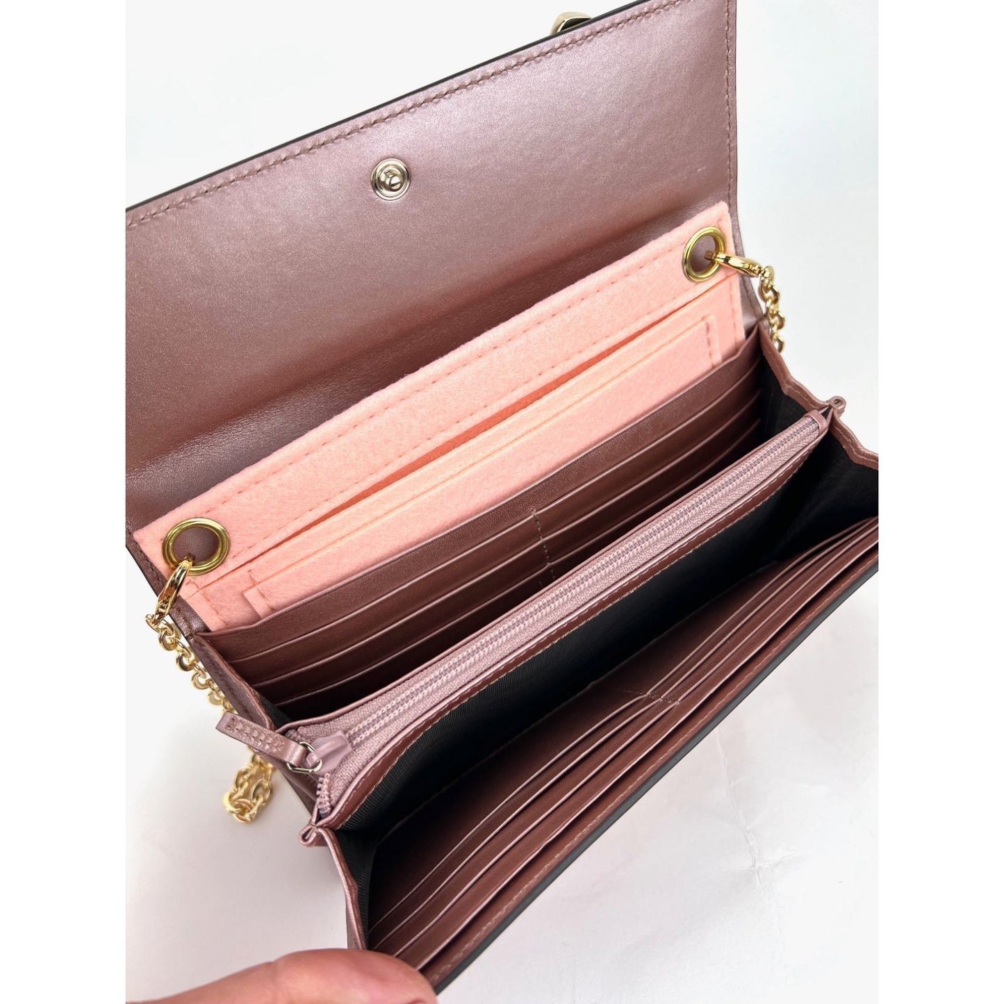
                  
                    Gucci Mayfair Guccissima Continental Metallic Pink Leather Wallet
                  
                