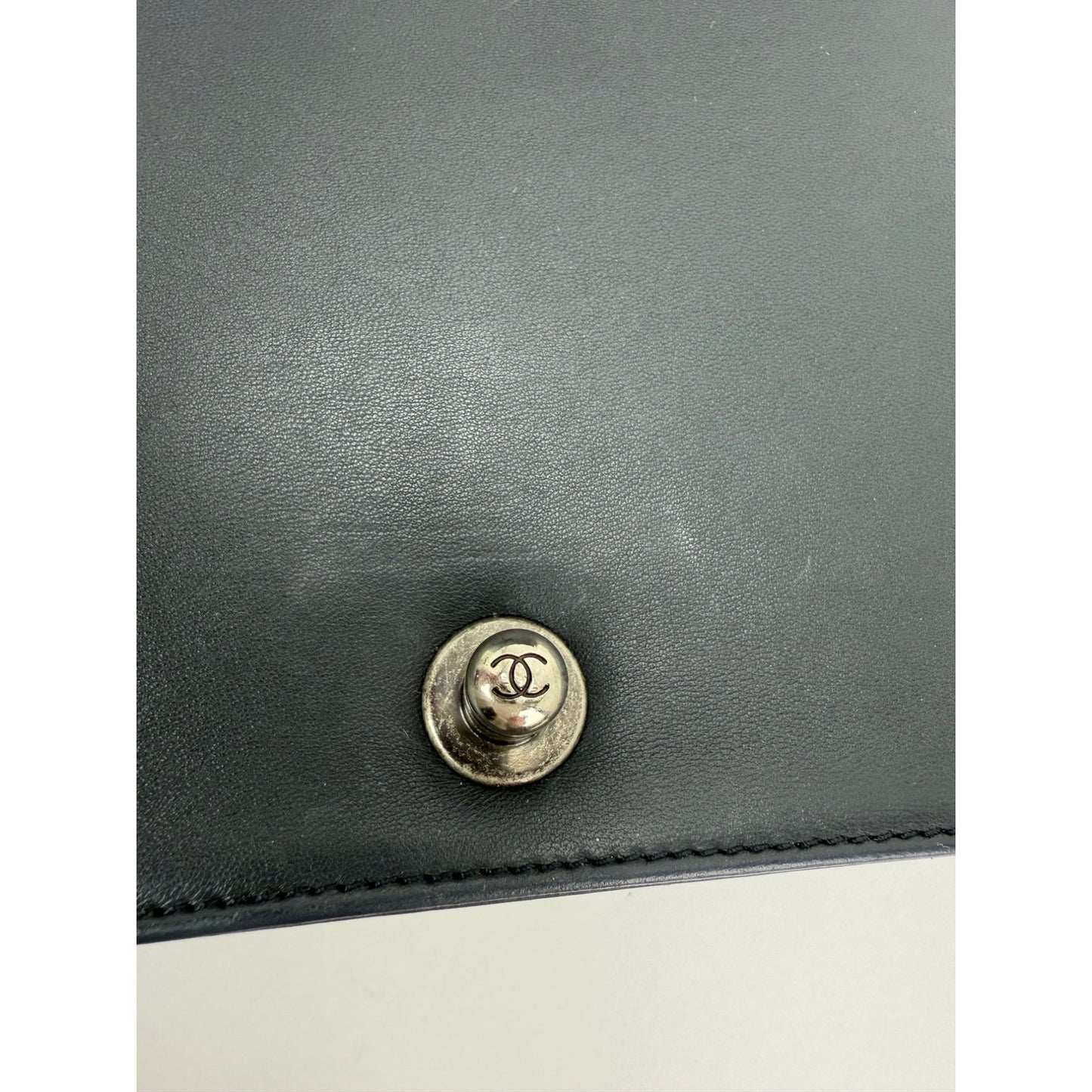 
                  
                    CHANEL Lambskin Chevron Quilted Medium Boy Flap Navy Blue Shoulder Bag
                  
                