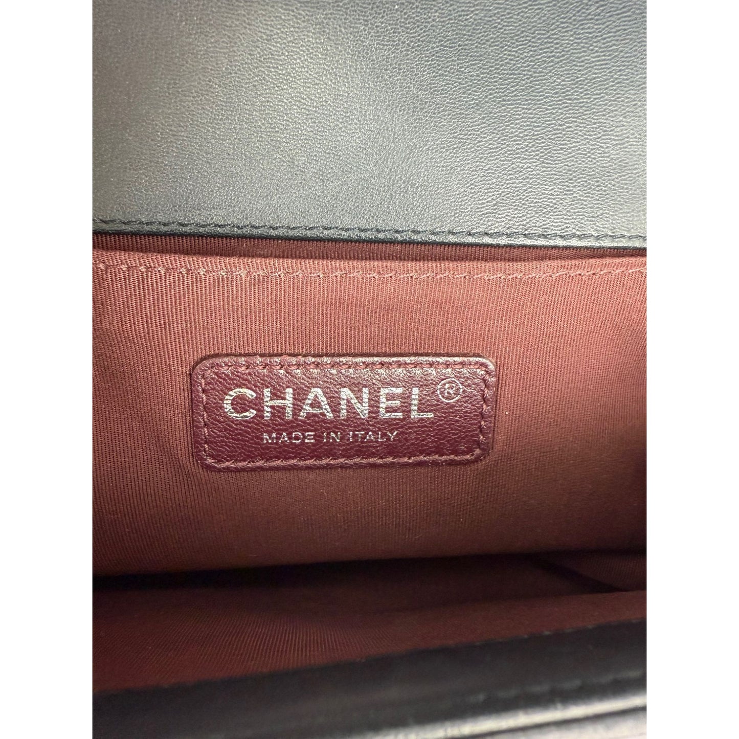 
                  
                    CHANEL Lambskin Chevron Quilted Medium Boy Flap Navy Blue Shoulder Bag
                  
                