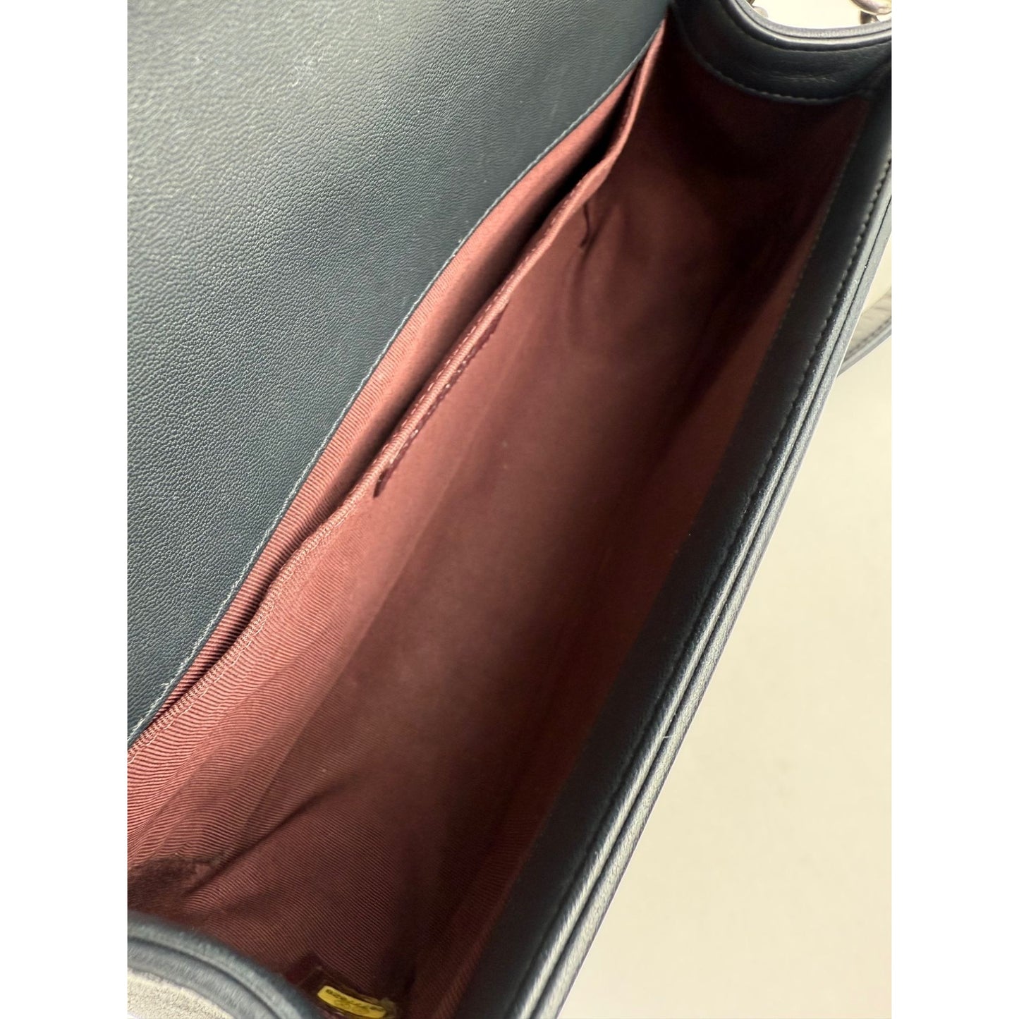 
                  
                    CHANEL Lambskin Chevron Quilted Medium Boy Flap Navy Blue Shoulder Bag
                  
                