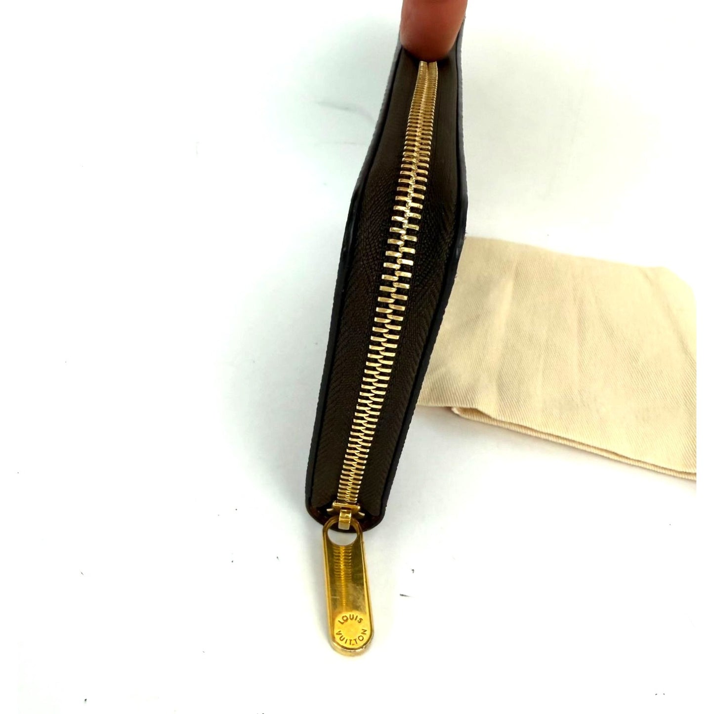 
                  
                    LOUIS VUITTON  Zippy Monogram Leather Wallet Clutch
                  
                