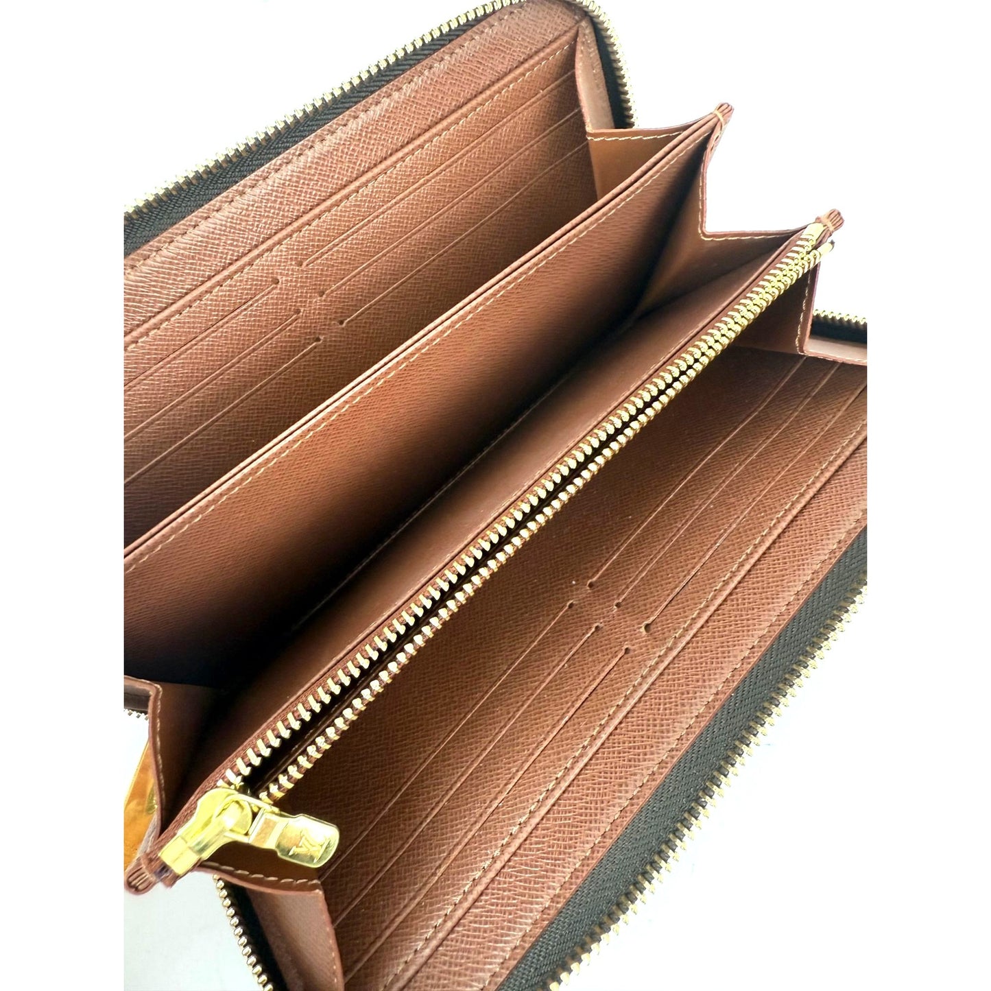 
                  
                    LOUIS VUITTON  Zippy Monogram Leather Wallet Clutch
                  
                