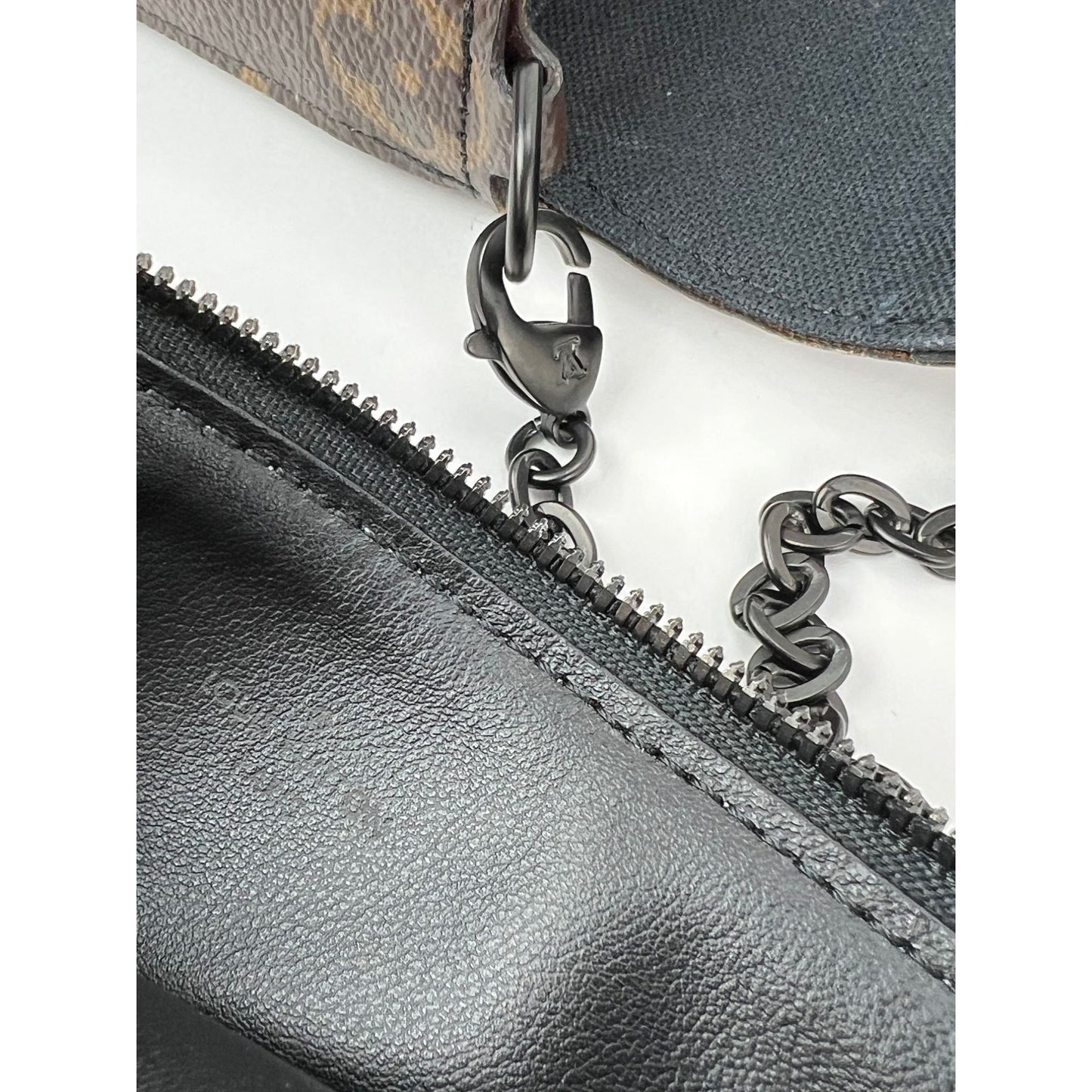 
                  
                    Louis Vuitton Leopard Felicie Pochette Crossbody Bag
                  
                