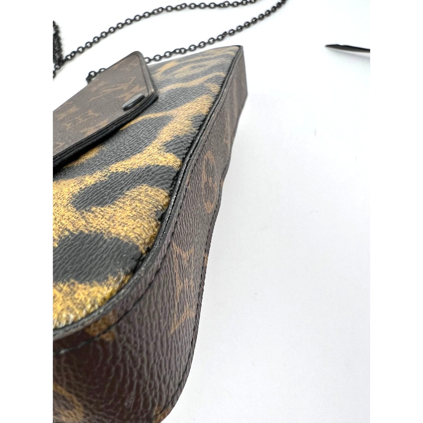 
                  
                    Louis Vuitton Leopard Felicie Pochette Crossbody Bag
                  
                