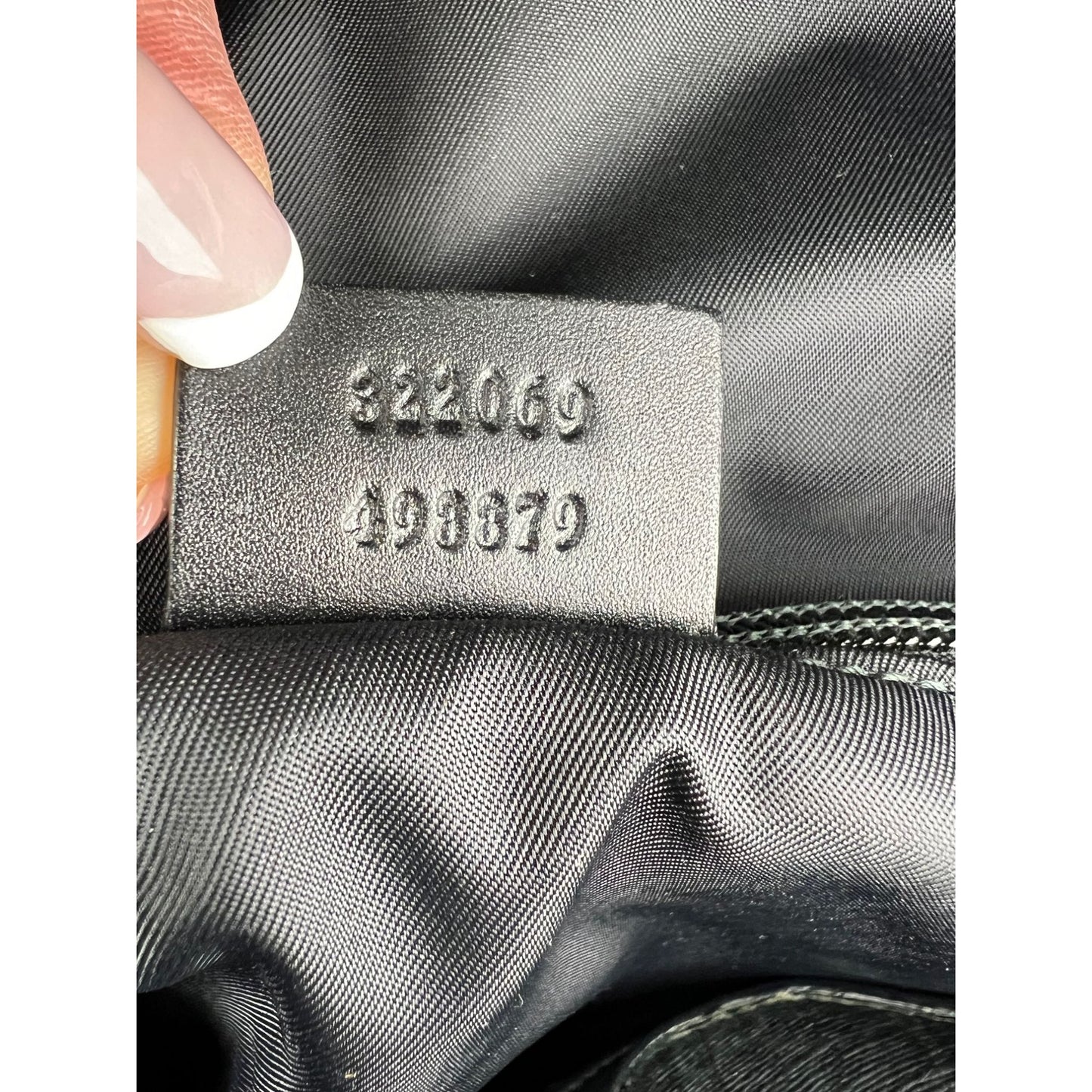 
                  
                    Gucci GG Supreme Medium Day Gray Black Backpack
                  
                