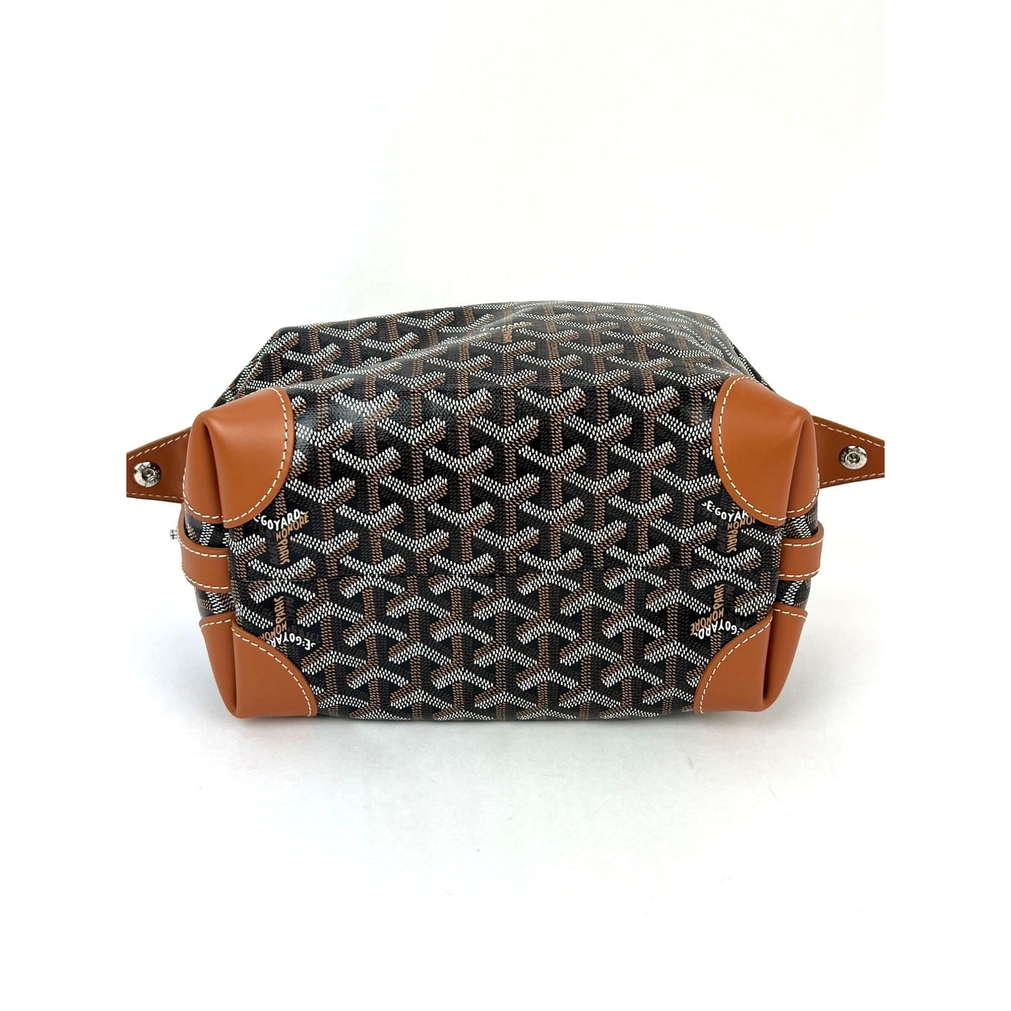 
                  
                    Goyard Goyardine Boeing 25 Trousse De Toilette Black Case Ebay Live
                  
                