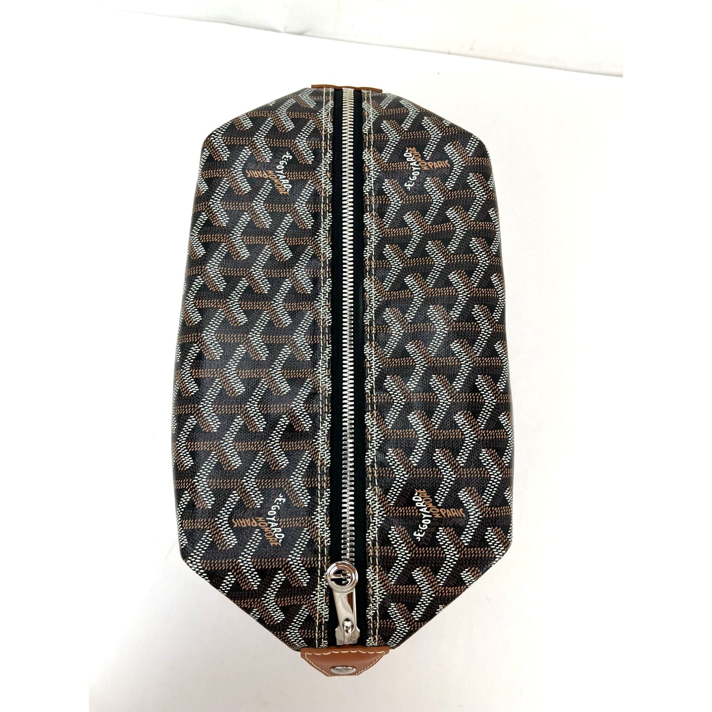 
                  
                    Goyard Goyardine Boeing 25 Trousse De Toilette Black Case Ebay Live
                  
                