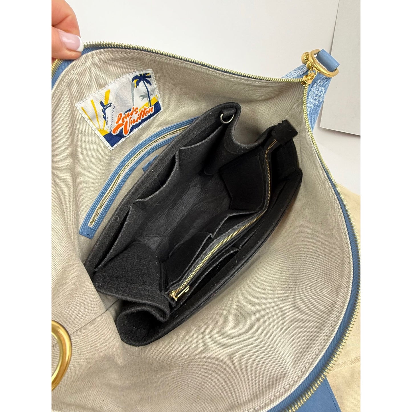 
                  
                    Louis Vuitton Damier Denim Vagabond hobo Handbag
                  
                