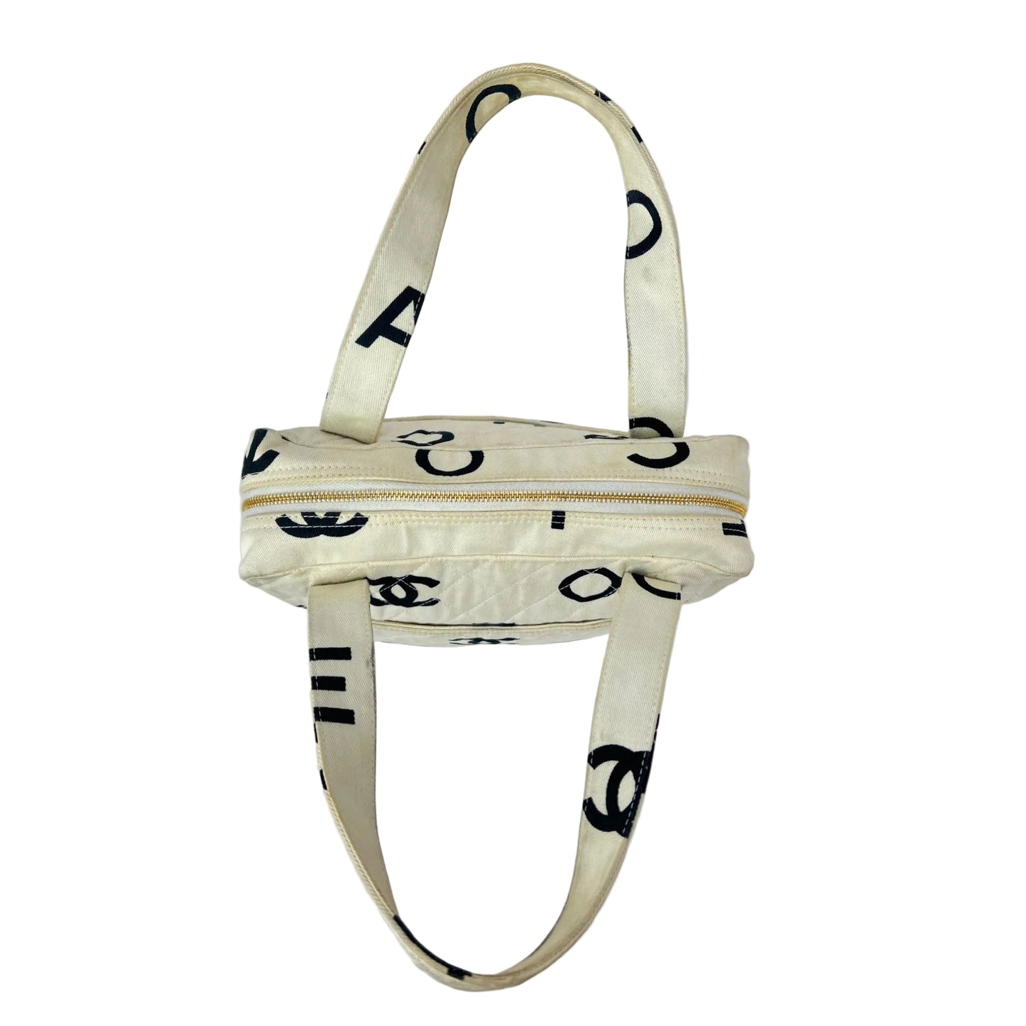
                  
                    Chanel Matelasse Logo Ivory Cotton Canvas Vintage Hand Bag
                  
                