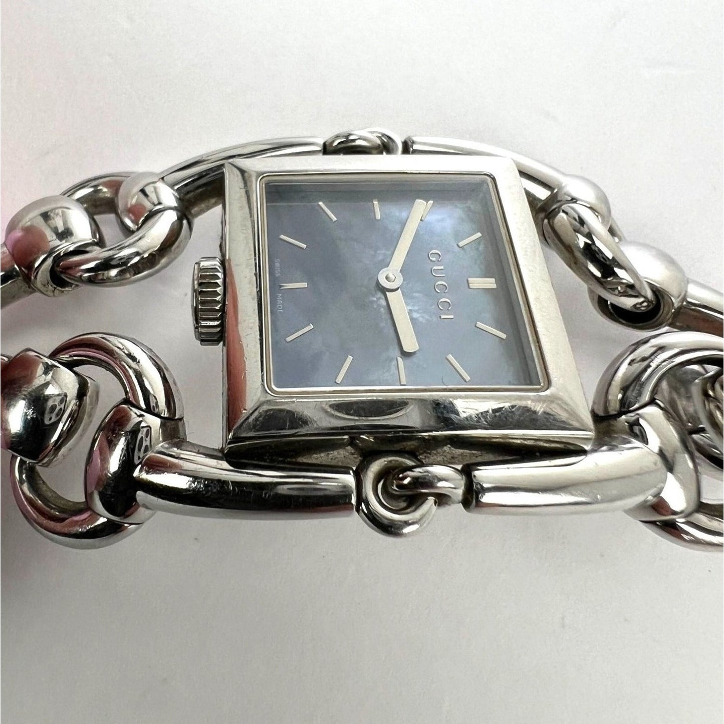 
                  
                    Gucci Signoria Quartz Blue Shell Stainless Steel Watch
                  
                