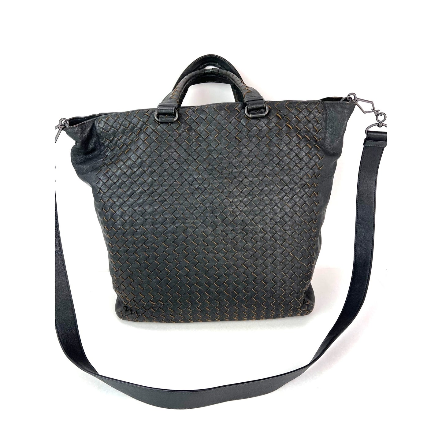
                  
                    Bottega Veneta Intreciato Black leather zippered Messenger Tote Bag
                  
                