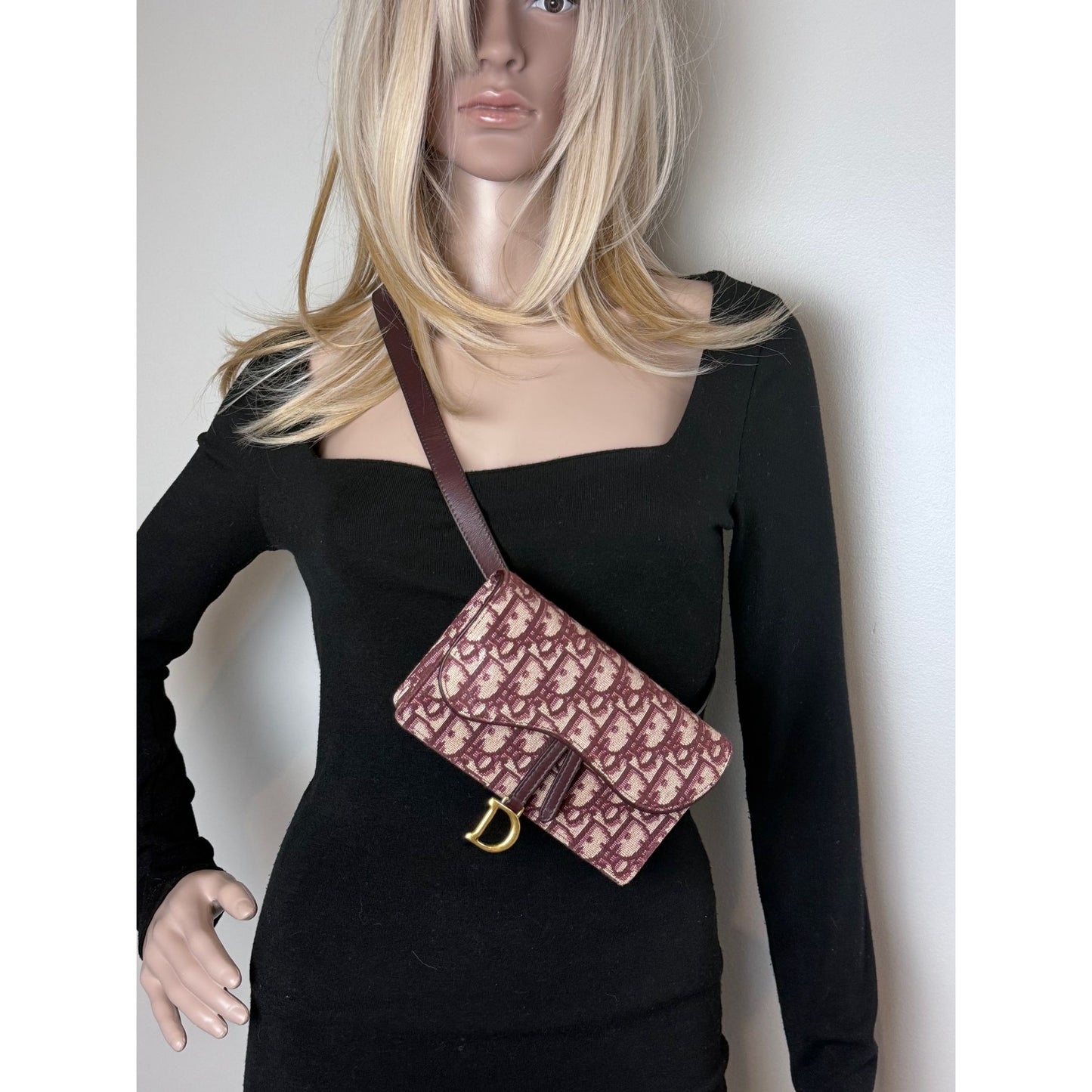 
                  
                    Christian Dior Oblique Saddle Bordeaux Belt Bag Clutch
                  
                