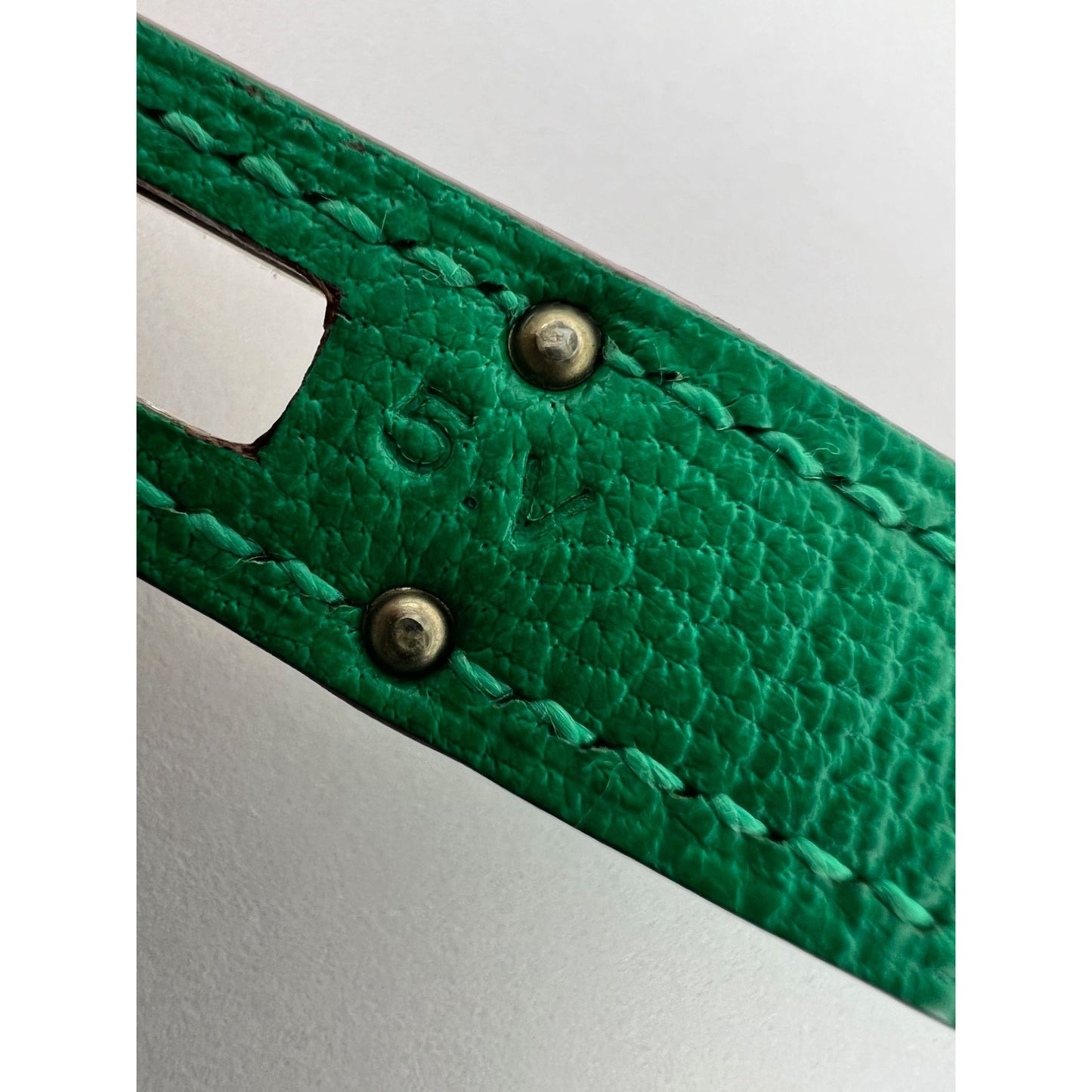 
                  
                    Hermes Chevre Mysore Kelly Longue Green Menthe Leather Wallet
                  
                
