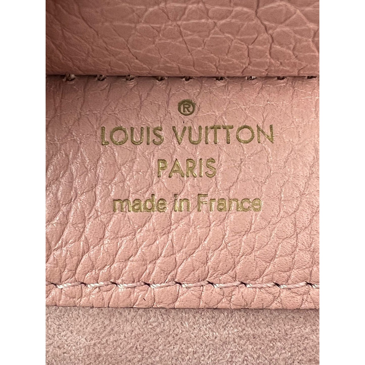 
                  
                    Louis Vuitton Cuir Taurillon Brittany Magnolia Damier Ebene Shoulder Hand Bag
                  
                