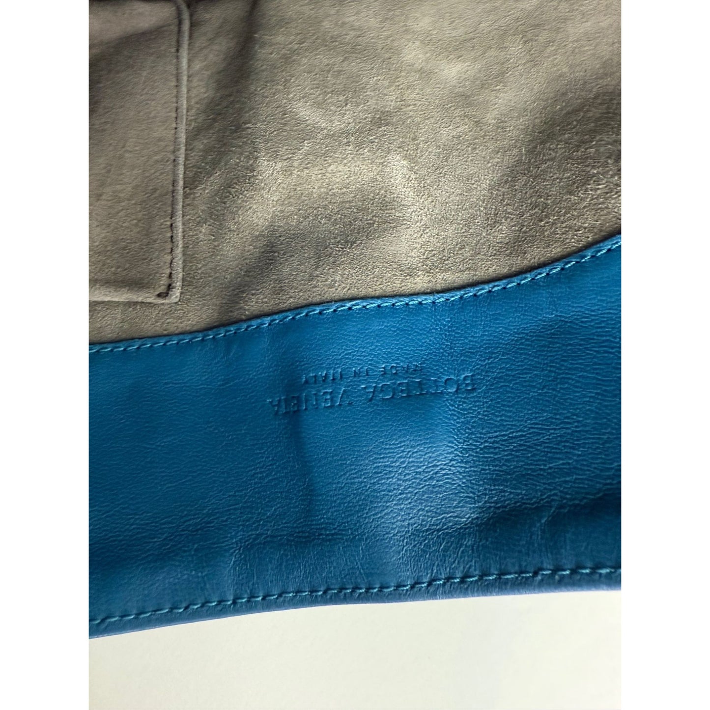 
                  
                    Bottega Veneta Python Embossed Blue Leather Shoulder Bag  EBAY LIVE
                  
                