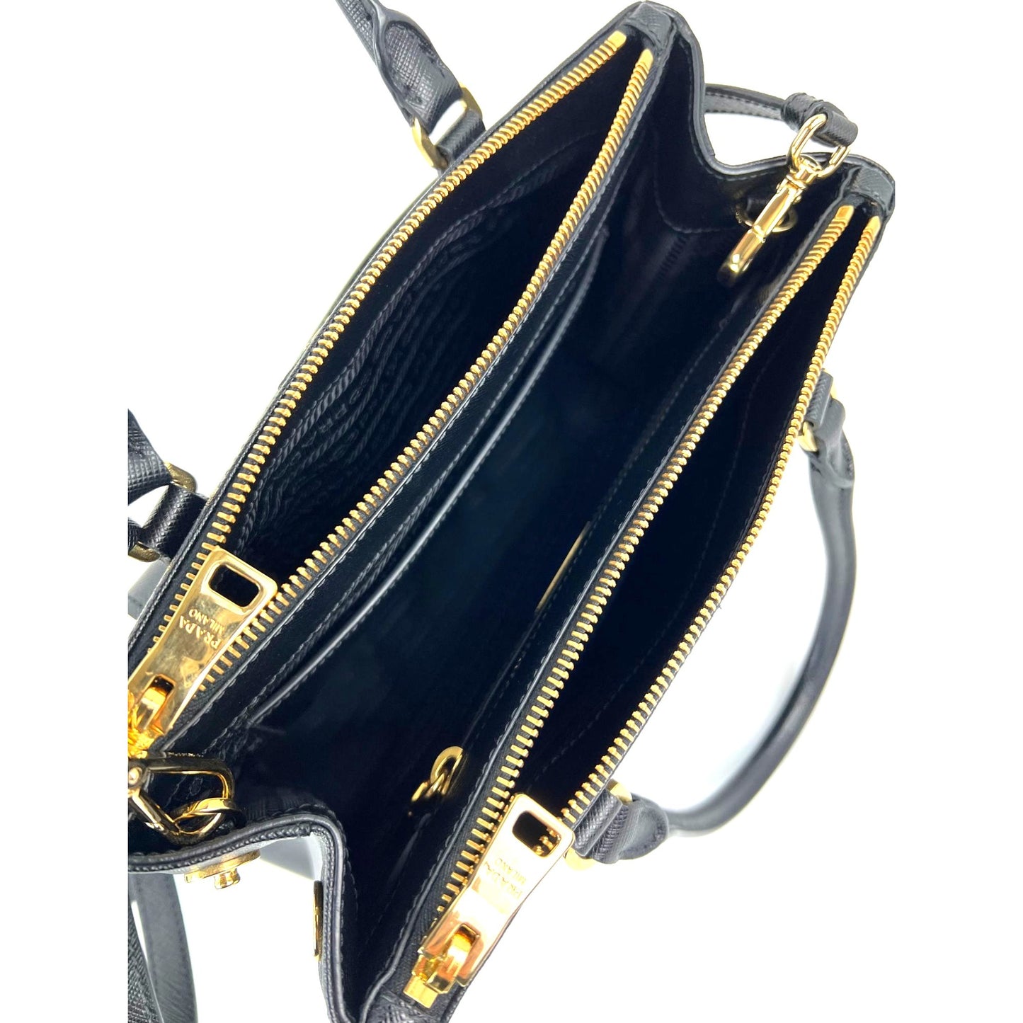
                  
                    Prada Safriano Front Pocket Double Zip black Tote Bag
                  
                
