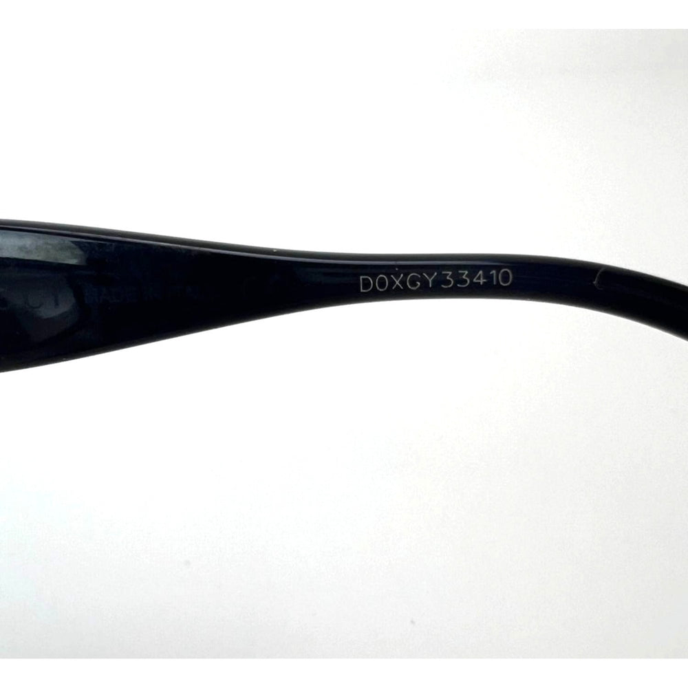 
                  
                    Gucci Black Retangle GG1023S Sunglasses
                  
                