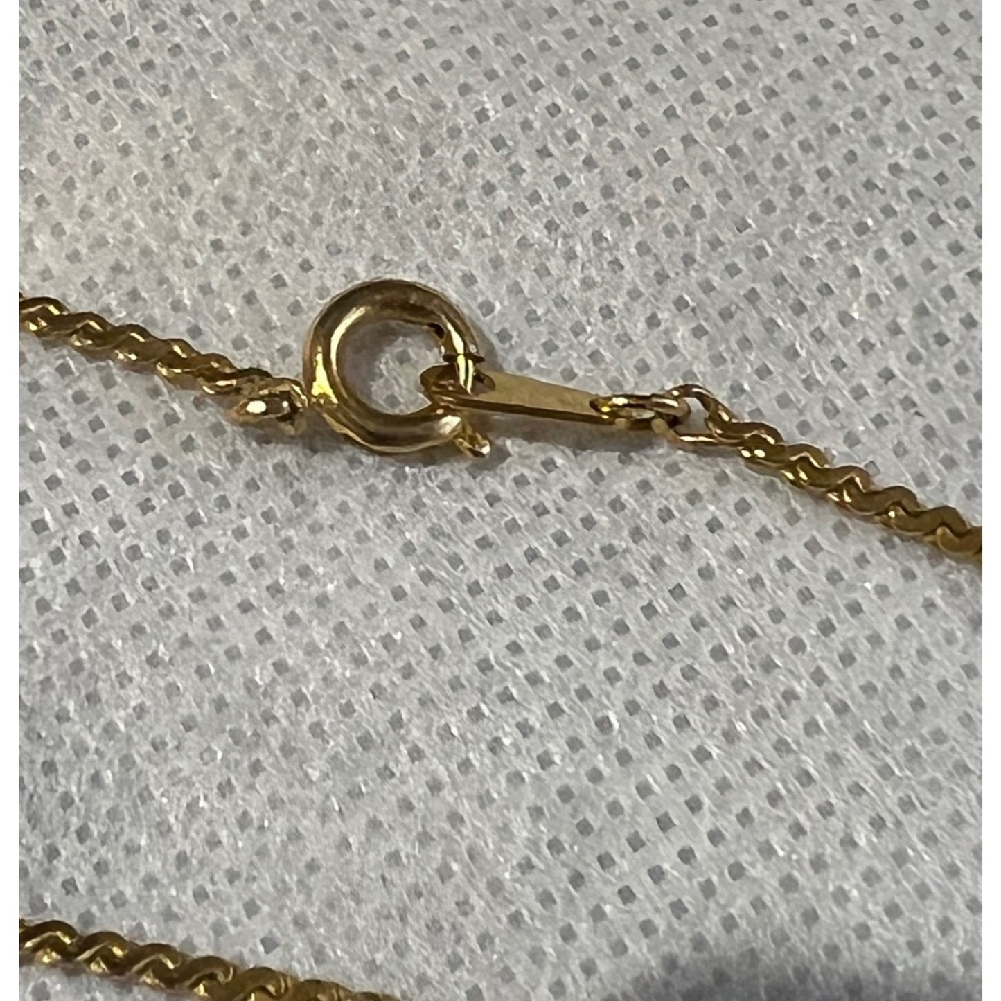 
                  
                    Gucci Interlocking G Pendant Gold Tone Vintage Necklace
                  
                