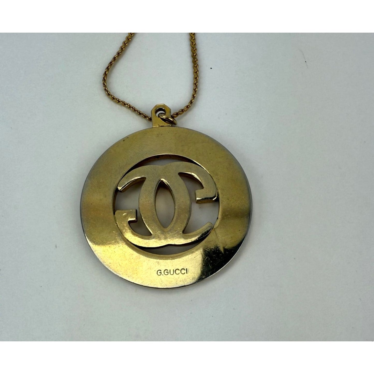 
                  
                    Gucci Interlocking G Pendant Gold Tone Vintage Necklace
                  
                
