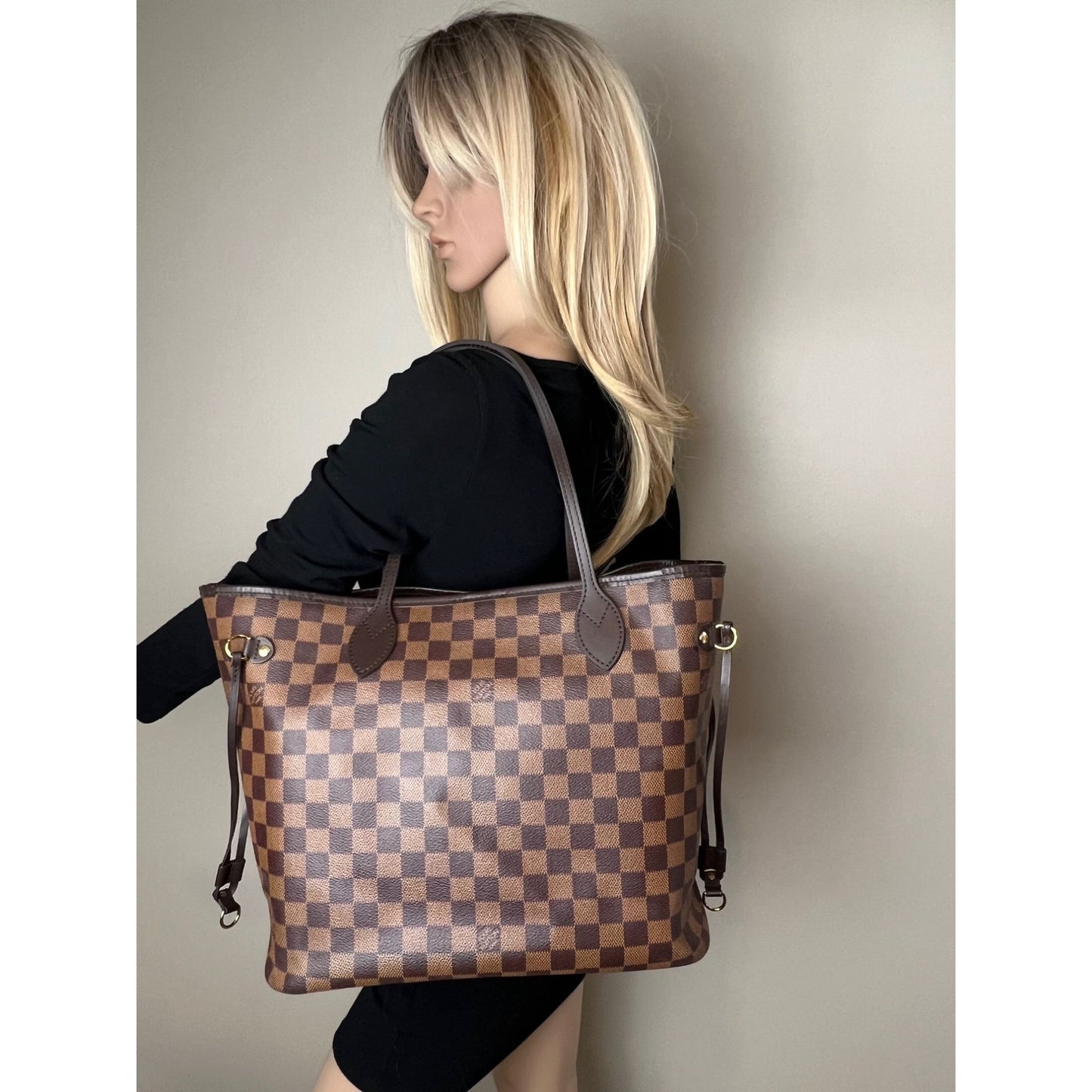 
                  
                    Louis Vuitton Neverfull MM Damier Ebene Canvas Tote Bag
                  
                