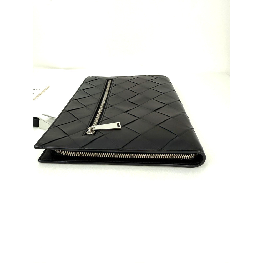 
                  
                    Bottega Veneta Black Leather Maxi Intreciato Document Case Wristlet Clutch Bag
                  
                