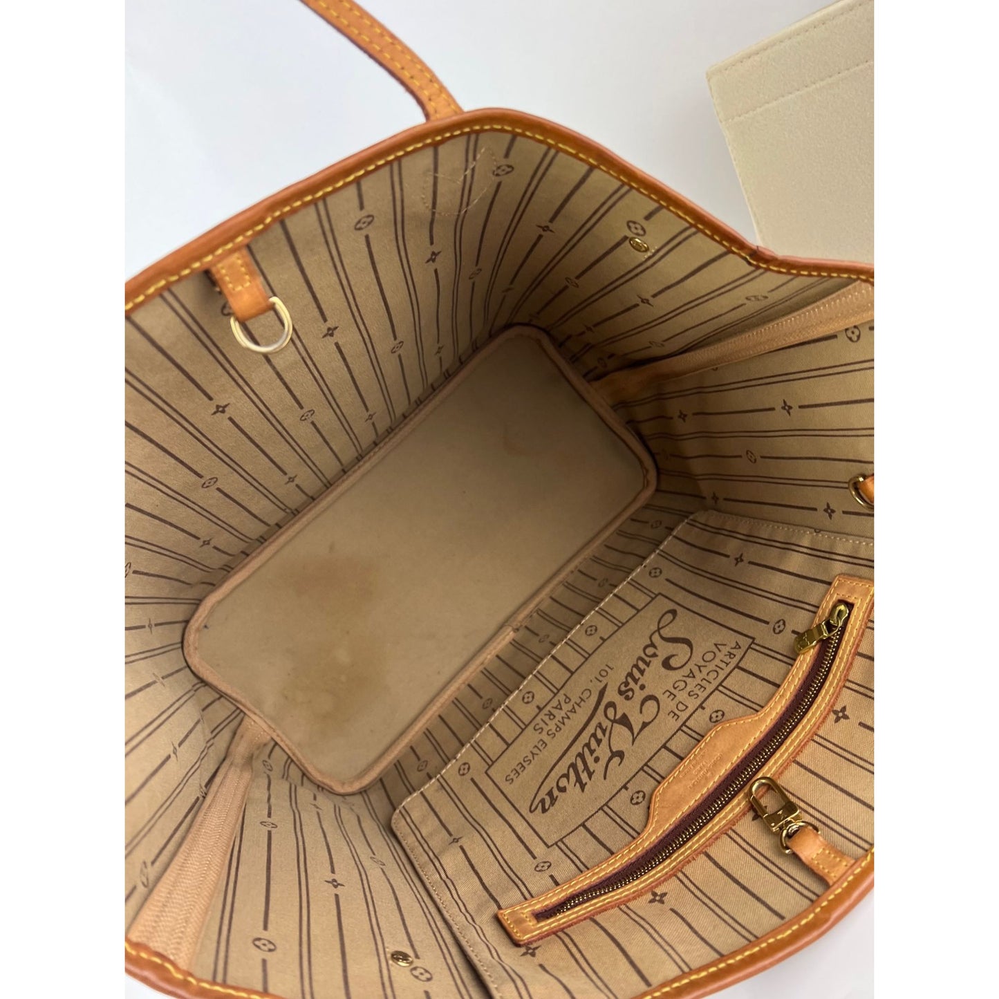 
                  
                    Louis Vuitton Neverfull MM Monogram Canvas Tote Bag
                  
                