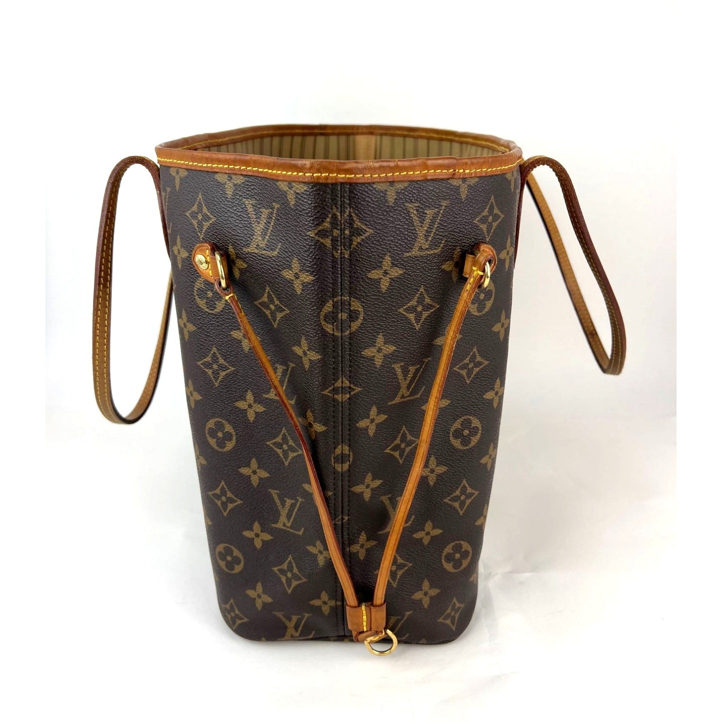 
                  
                    Louis Vuitton Neverfull MM Monogram Canvas Tote Bag
                  
                