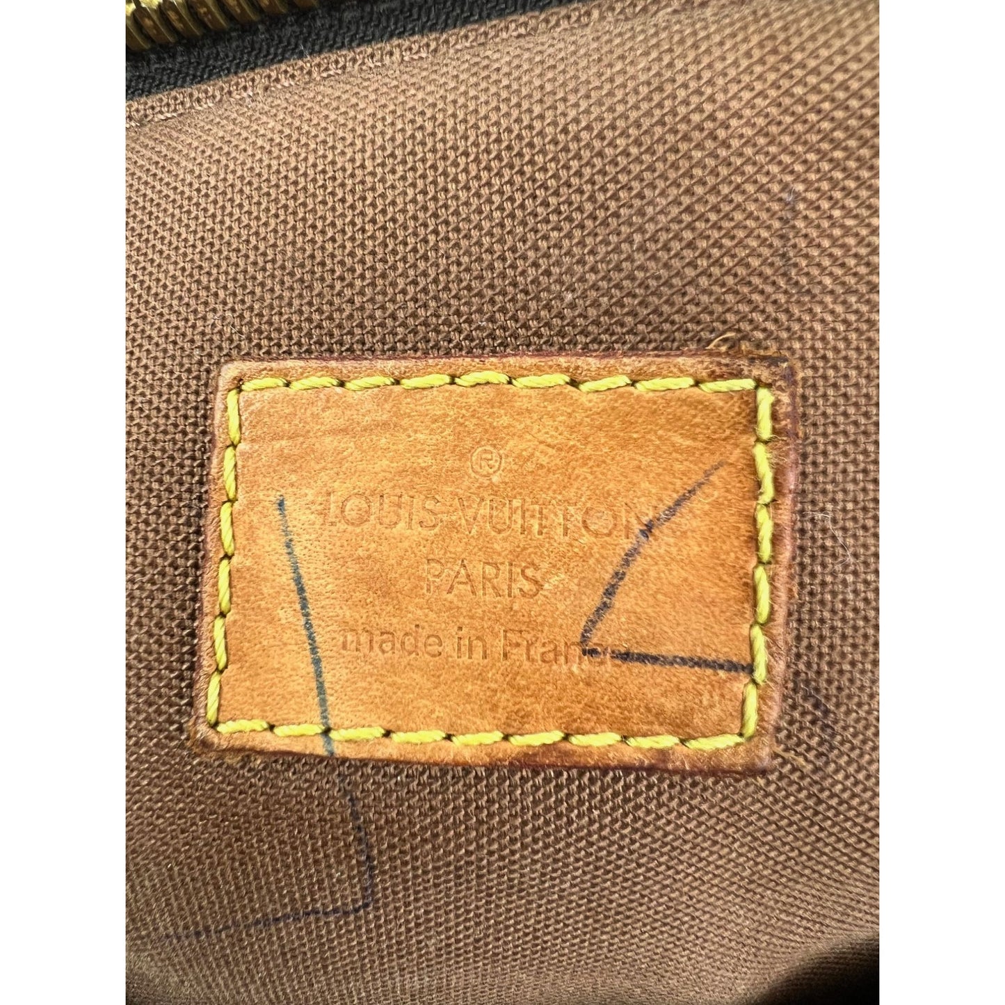 
                  
                    Louis Vuitton Tivoli GM Monogram Shoulder Bag
                  
                
