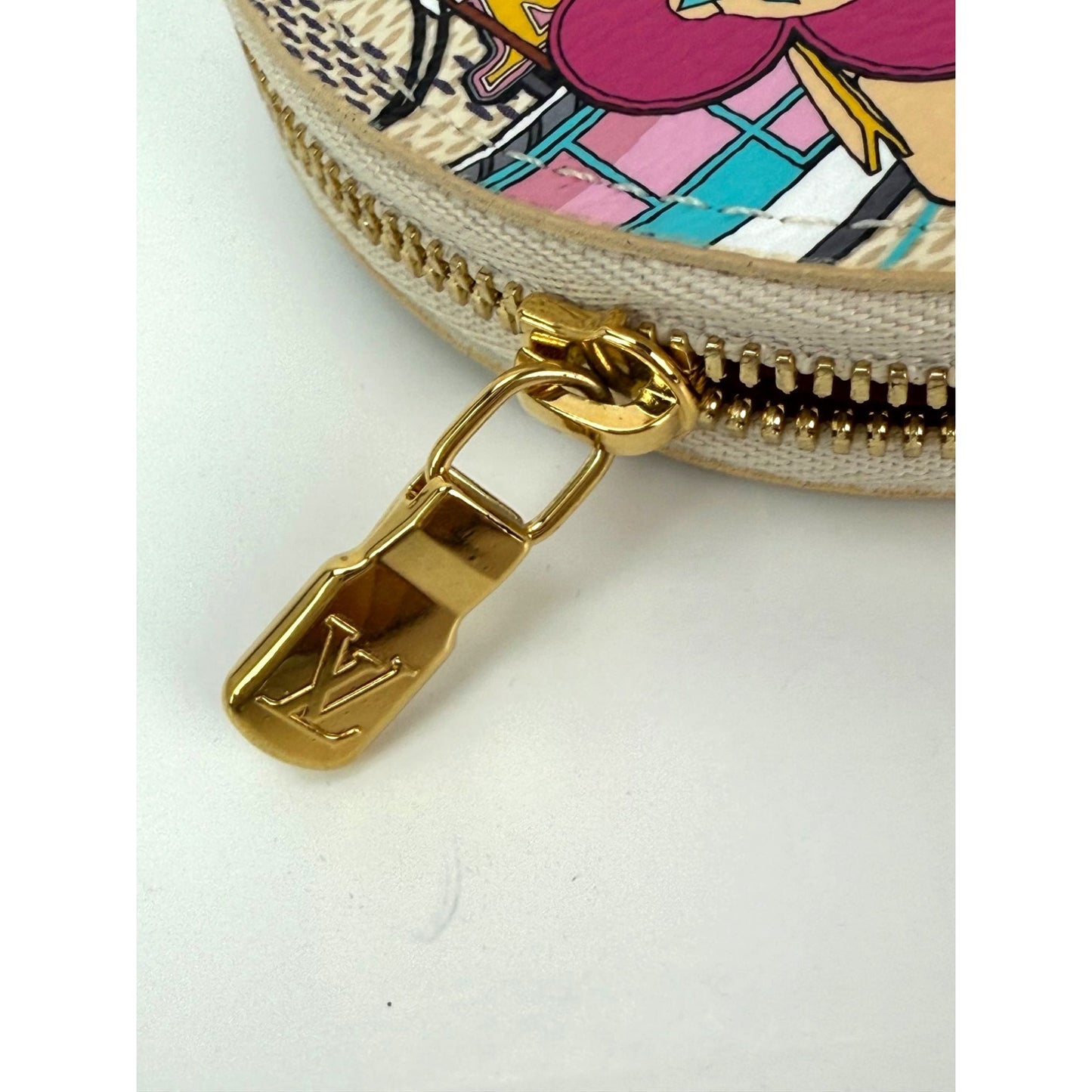 
                  
                    Louis Vuitton 2021 Christmas Animation Damier Azur Coin Case Bag Charm
                  
                