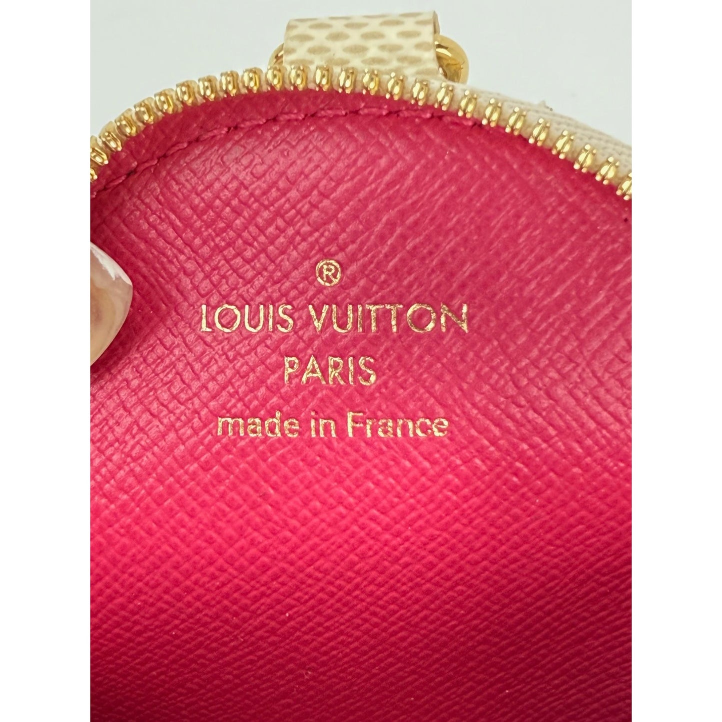 
                  
                    Louis Vuitton 2021 Christmas Animation Damier Azur Coin Case Bag Charm
                  
                