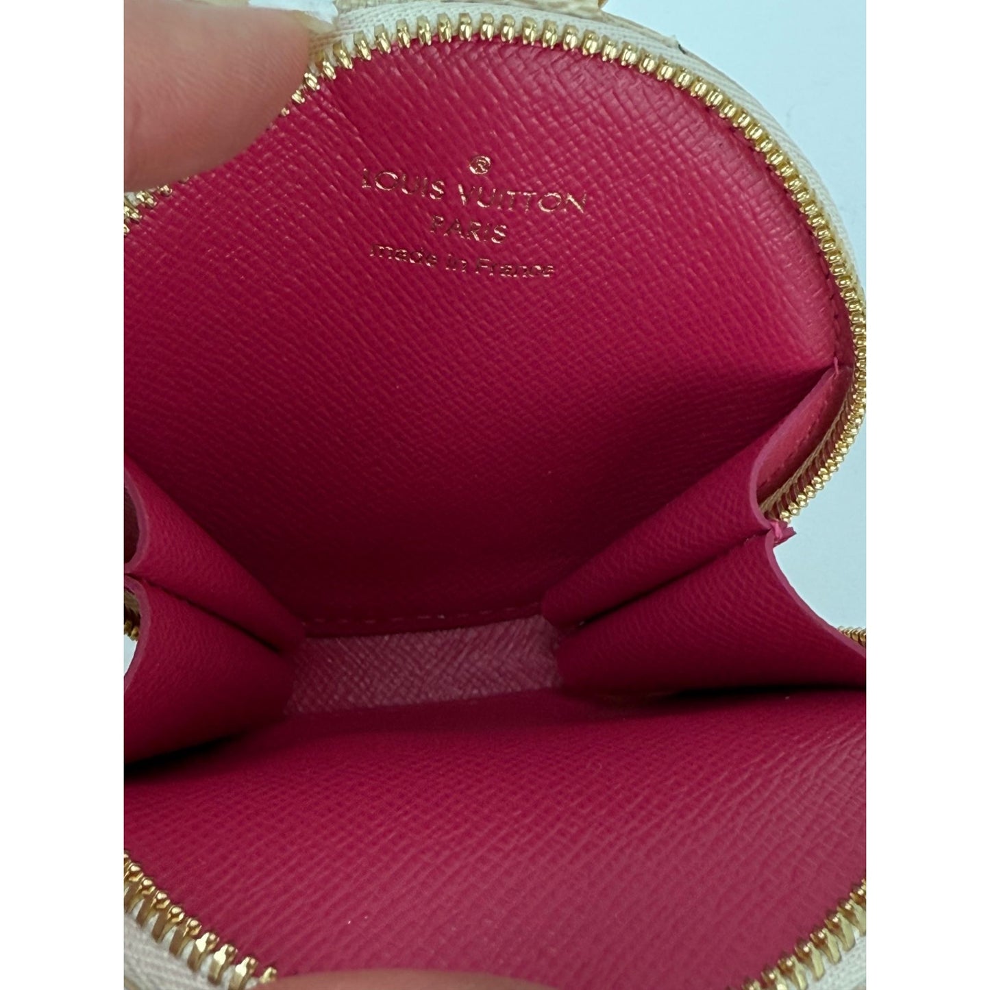 
                  
                    Louis Vuitton 2021 Christmas Animation Damier Azur Coin Case Bag Charm
                  
                