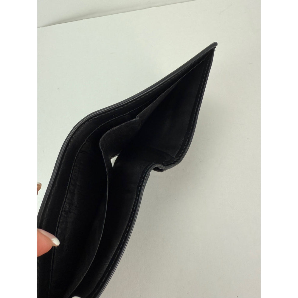 
                  
                    GUCCI GG Supreme Men's Web Black Bi-Fold Wallet
                  
                