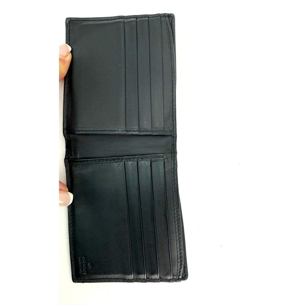 
                  
                    GUCCI GG Supreme Men's Web Black Bi-Fold Wallet
                  
                