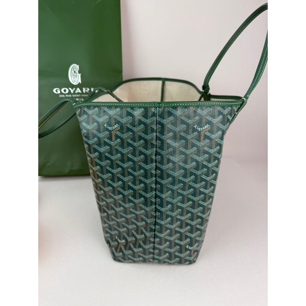 
                  
                    GOYARD Saint Louis PM Goyardine Green Tote with Pouch
                  
                