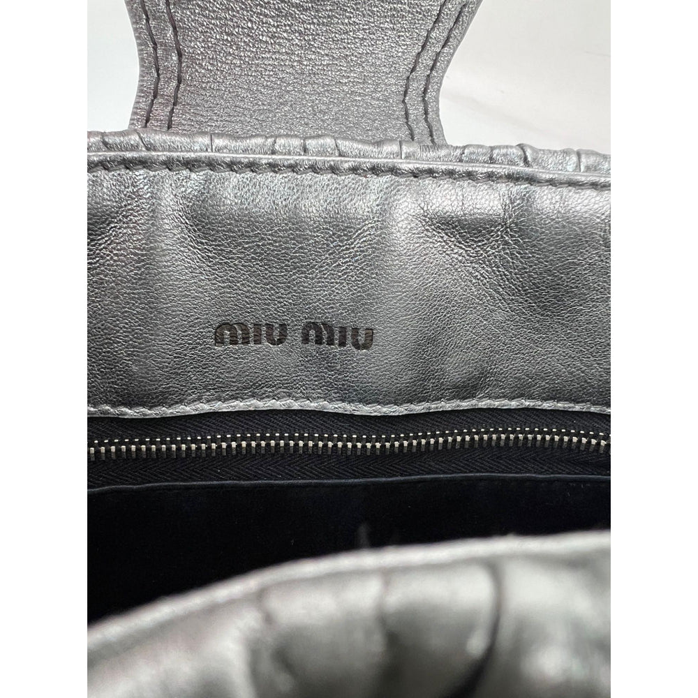 
                  
                    Miu Miu Metallic Silver Nappa Matelasse Crystal Embellished Lady Bag
                  
                