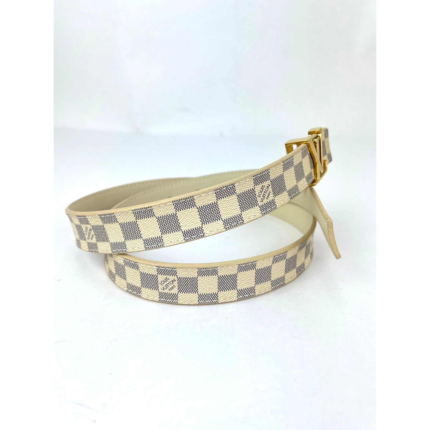 
                  
                    Louis Vuitton LV Initiales 25mm Reversible Damier Azur Belt 80/32
                  
                