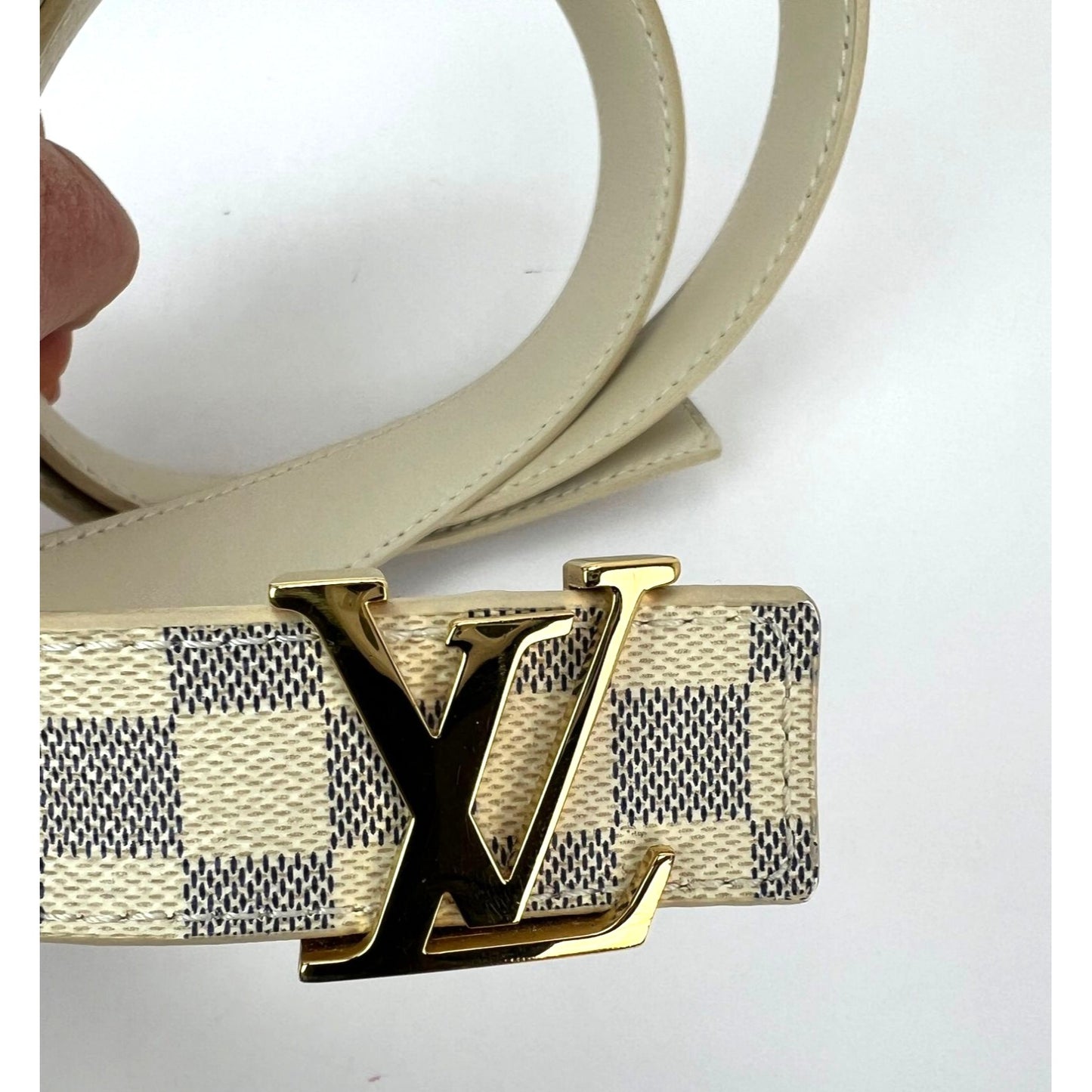 
                  
                    Louis Vuitton LV Initiales 25mm Reversible Damier Azur Belt 80/32
                  
                
