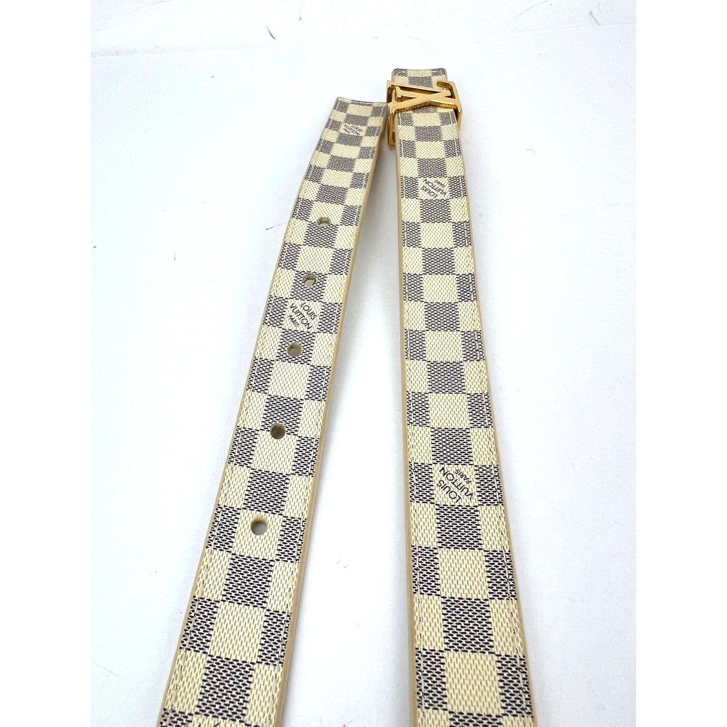 
                  
                    Louis Vuitton LV Initiales 25mm Reversible Damier Azur Belt 80/32
                  
                