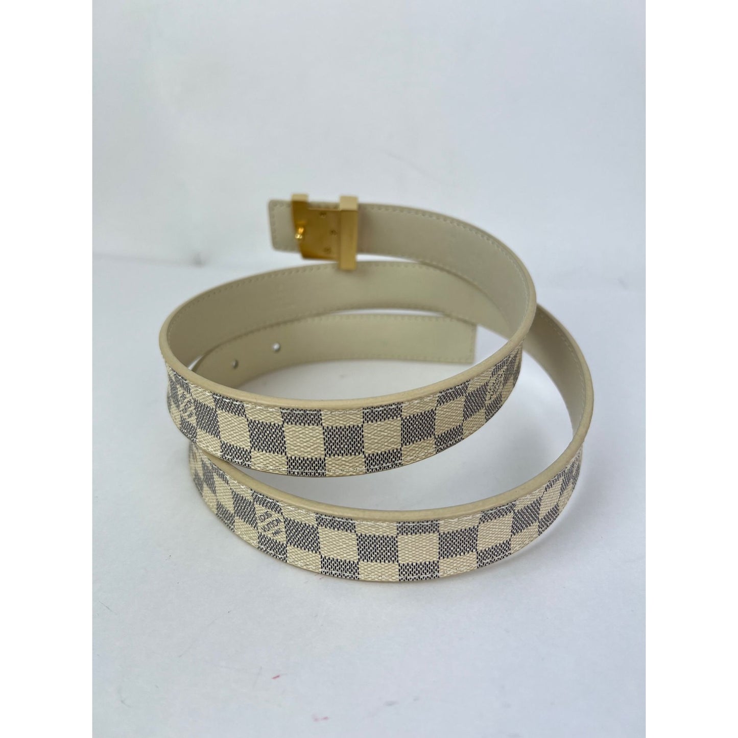 
                  
                    Louis Vuitton LV Initiales 25mm Reversible Damier Azur Belt 80/32
                  
                
