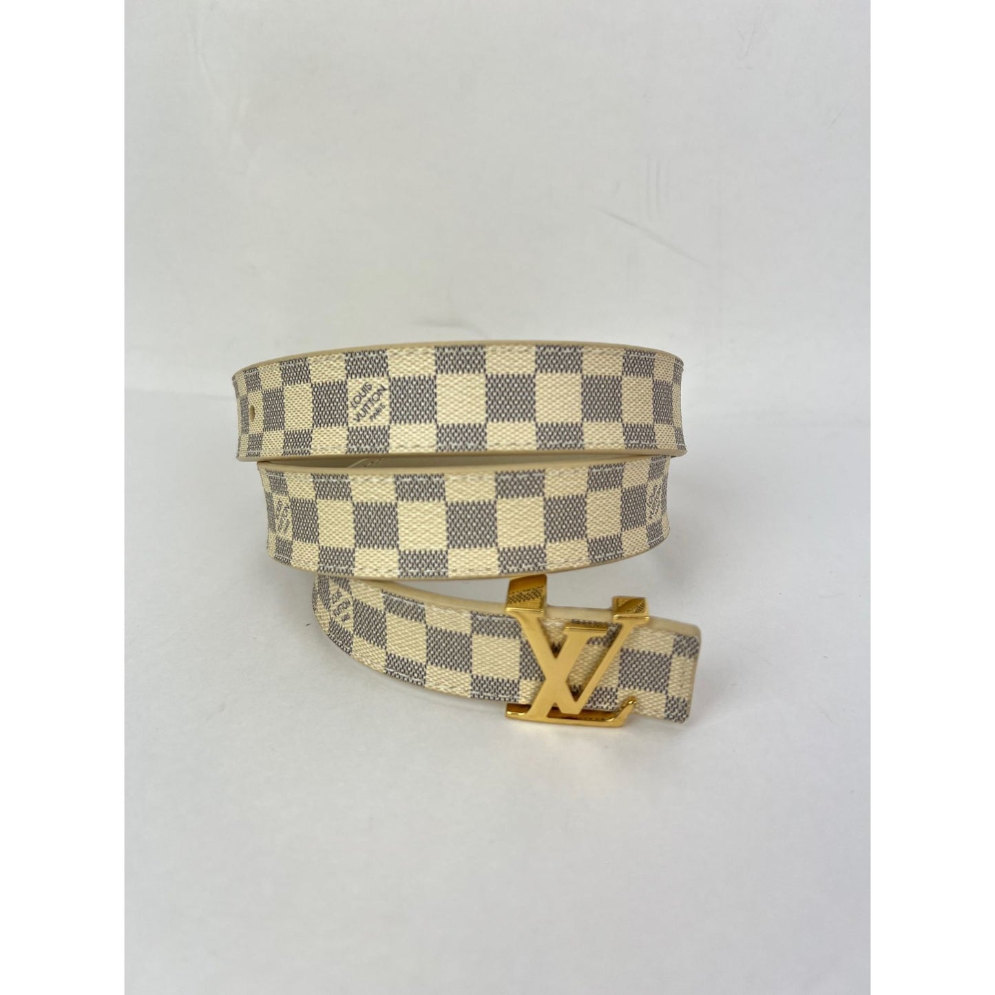 
                  
                    Louis Vuitton LV Initiales 25mm Reversible Damier Azur Belt 80/32
                  
                