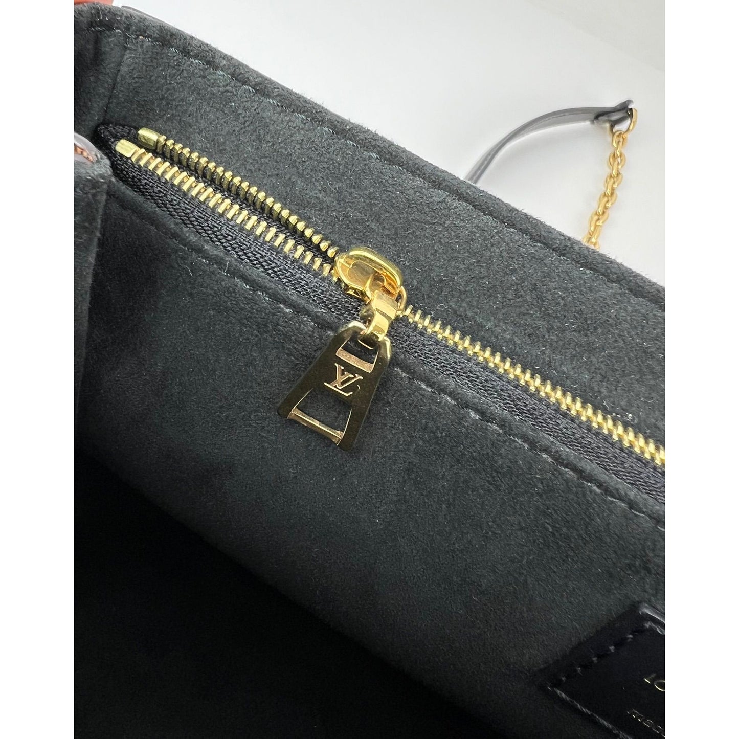 
                  
                    Louis Vuitton Vavin PM Damier Ebene Crossbody Bag
                  
                