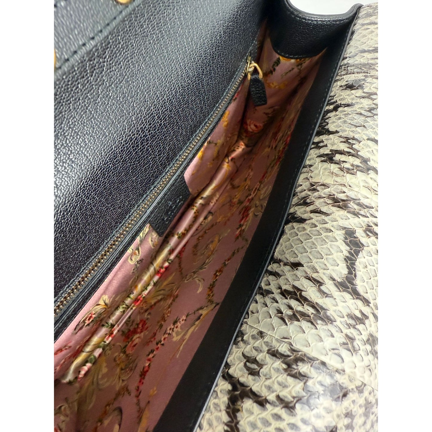 
                  
                    Gucci Calfskin Snakeskin Studded Medium Ottilia Top Handle Shoulder Bag
                  
                
