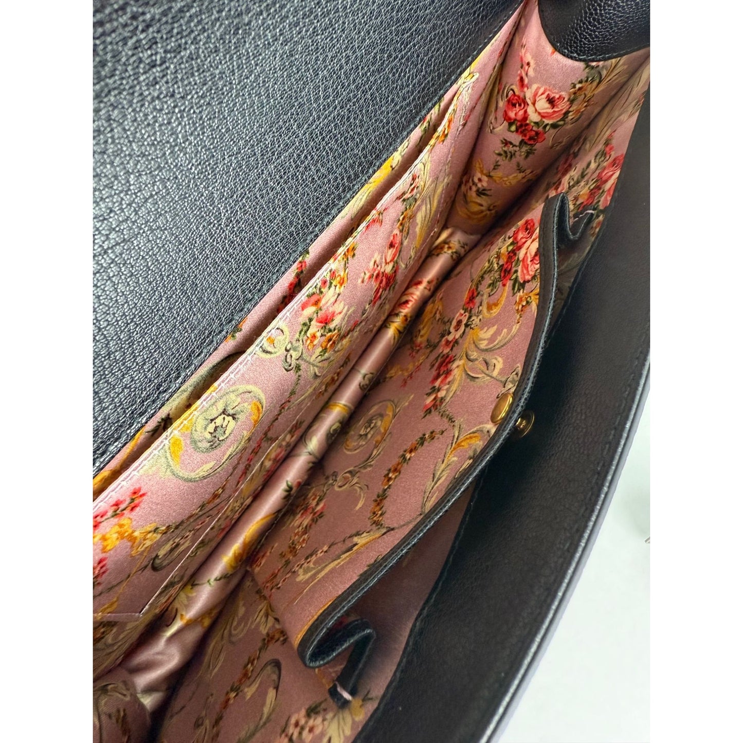 
                  
                    Gucci Calfskin Snakeskin Studded Medium Ottilia Top Handle Shoulder Bag
                  
                
