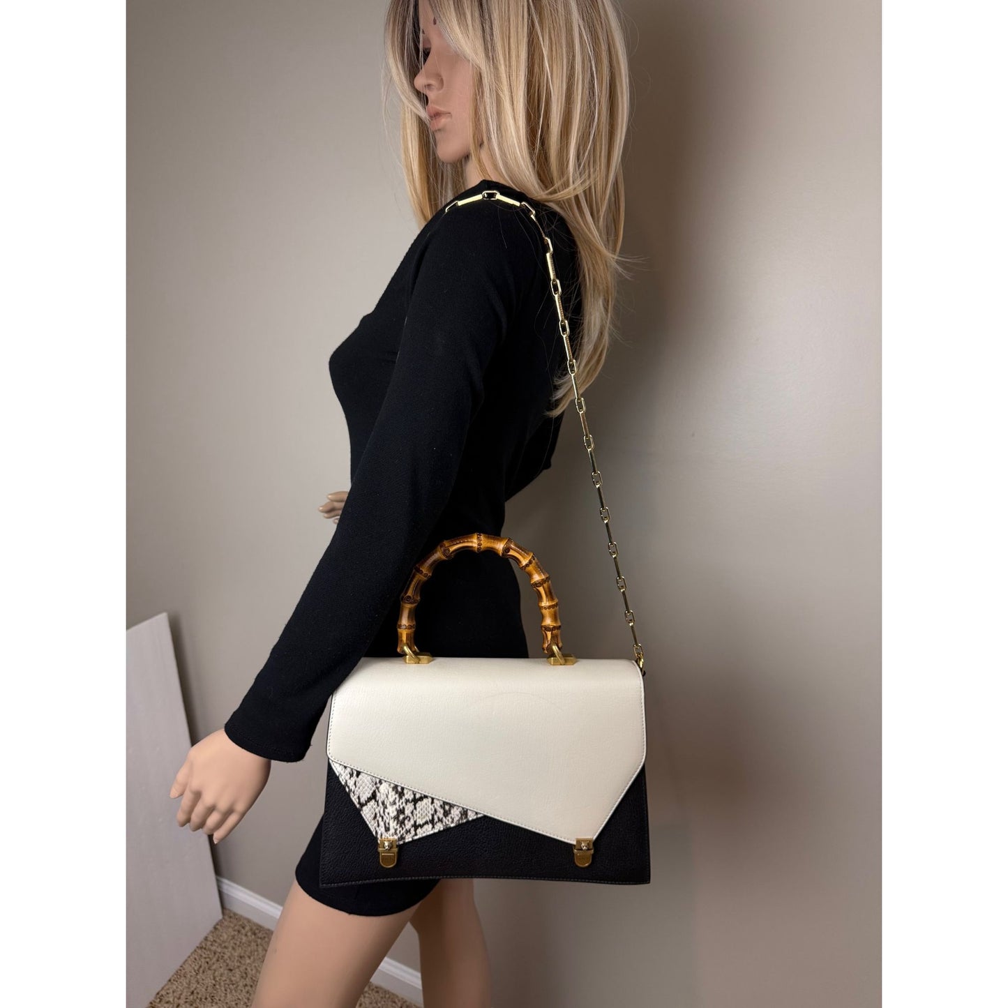 
                  
                    Gucci Calfskin Snakeskin Studded Medium Ottilia Top Handle Shoulder Bag
                  
                