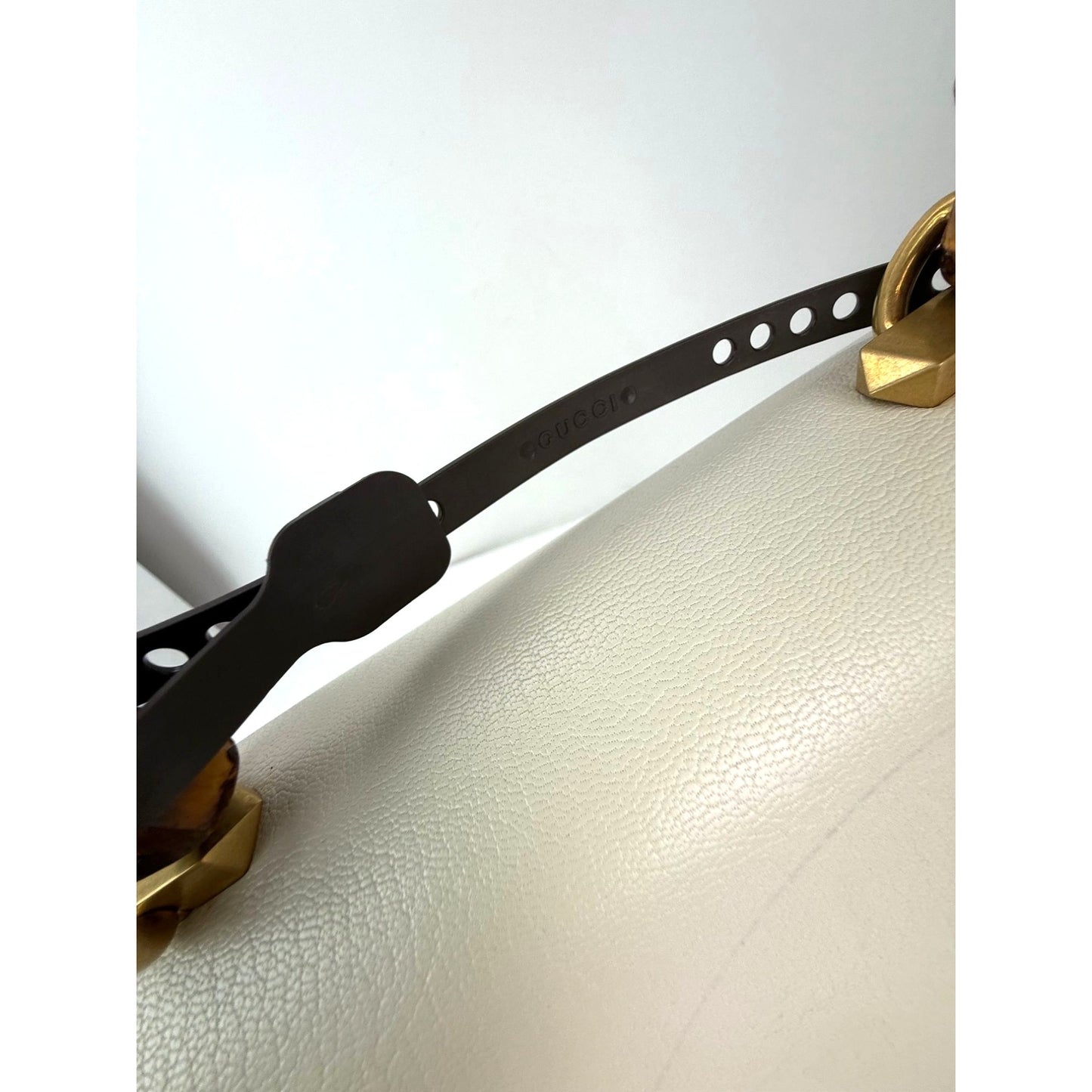 
                  
                    Gucci Calfskin Snakeskin Studded Medium Ottilia Top Handle Shoulder Bag
                  
                