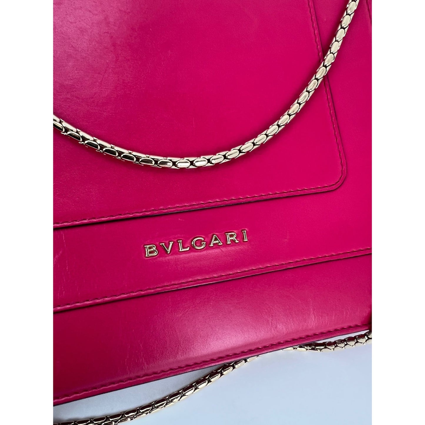 
                  
                    Bvlgari Serpenti Forever Dark Pink Shoulder Bag
                  
                