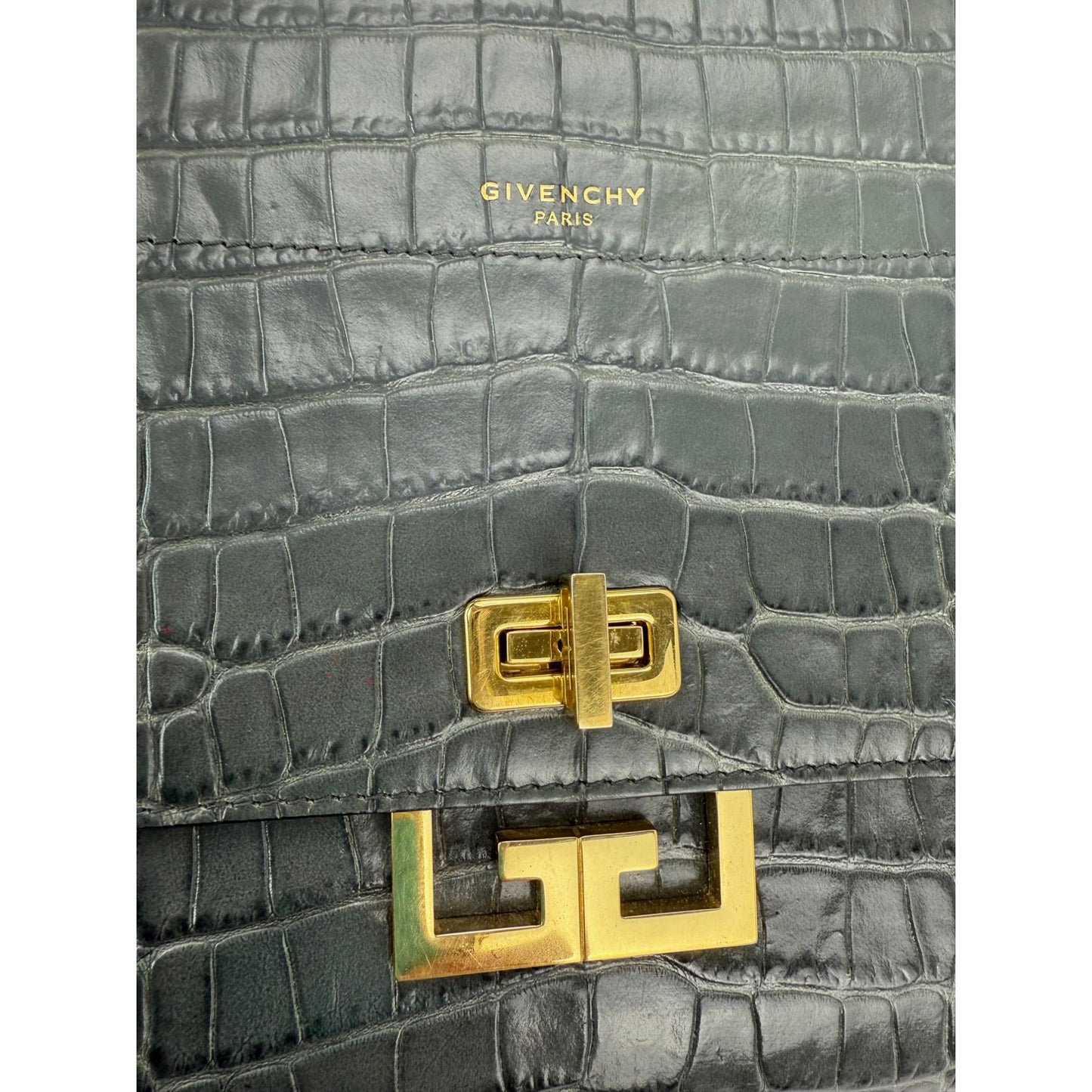 
                  
                    Givenchy Leather Crocodile Embossed Medium Eden Storm Gray Crossbody Shoulder Bag
                  
                