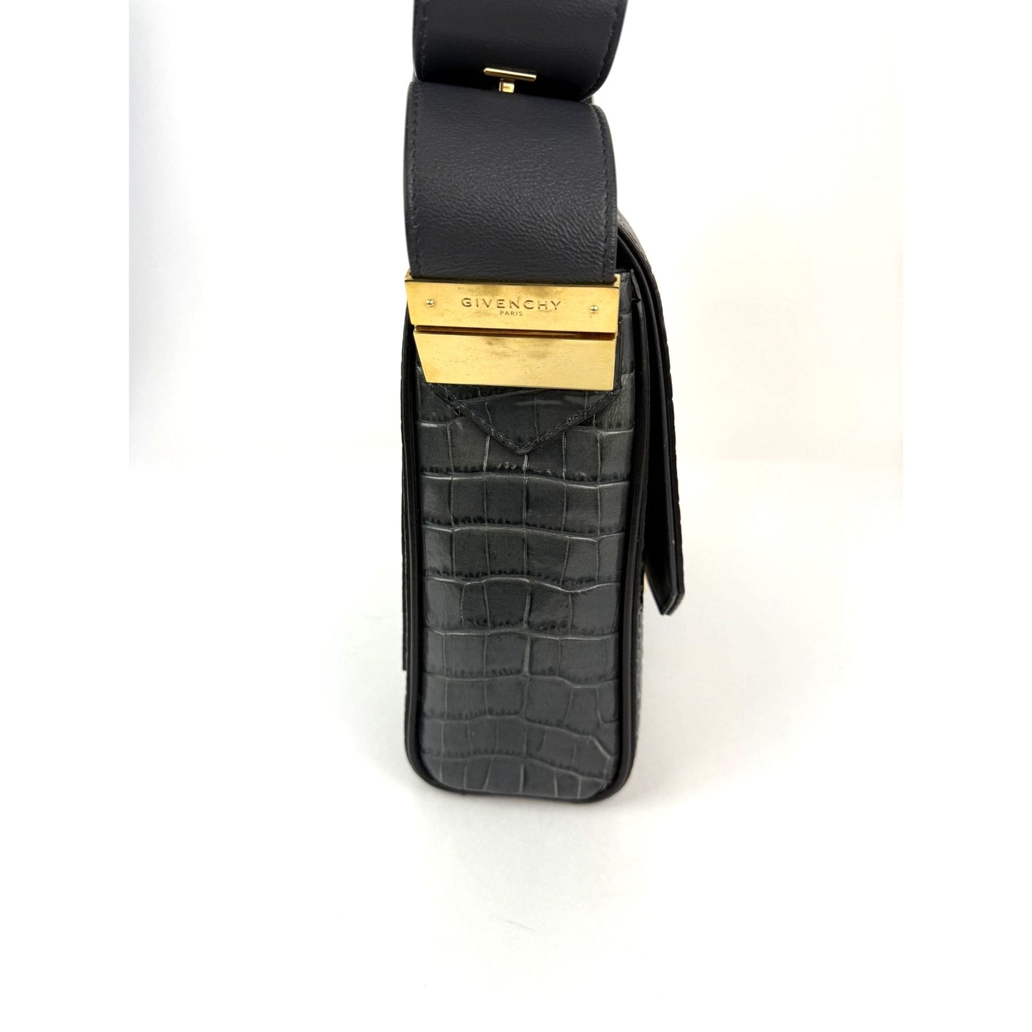 
                  
                    Givenchy Leather Crocodile Embossed Medium Eden Storm Gray Crossbody Shoulder Bag
                  
                